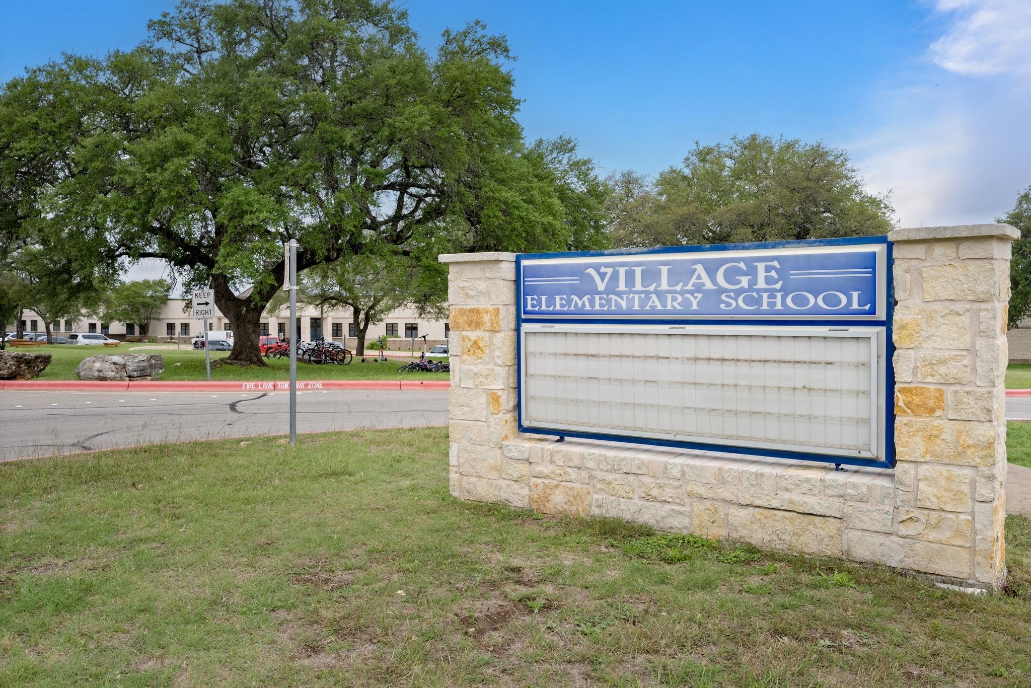 105 Rosebud Ln, Georgetown, TX 78633