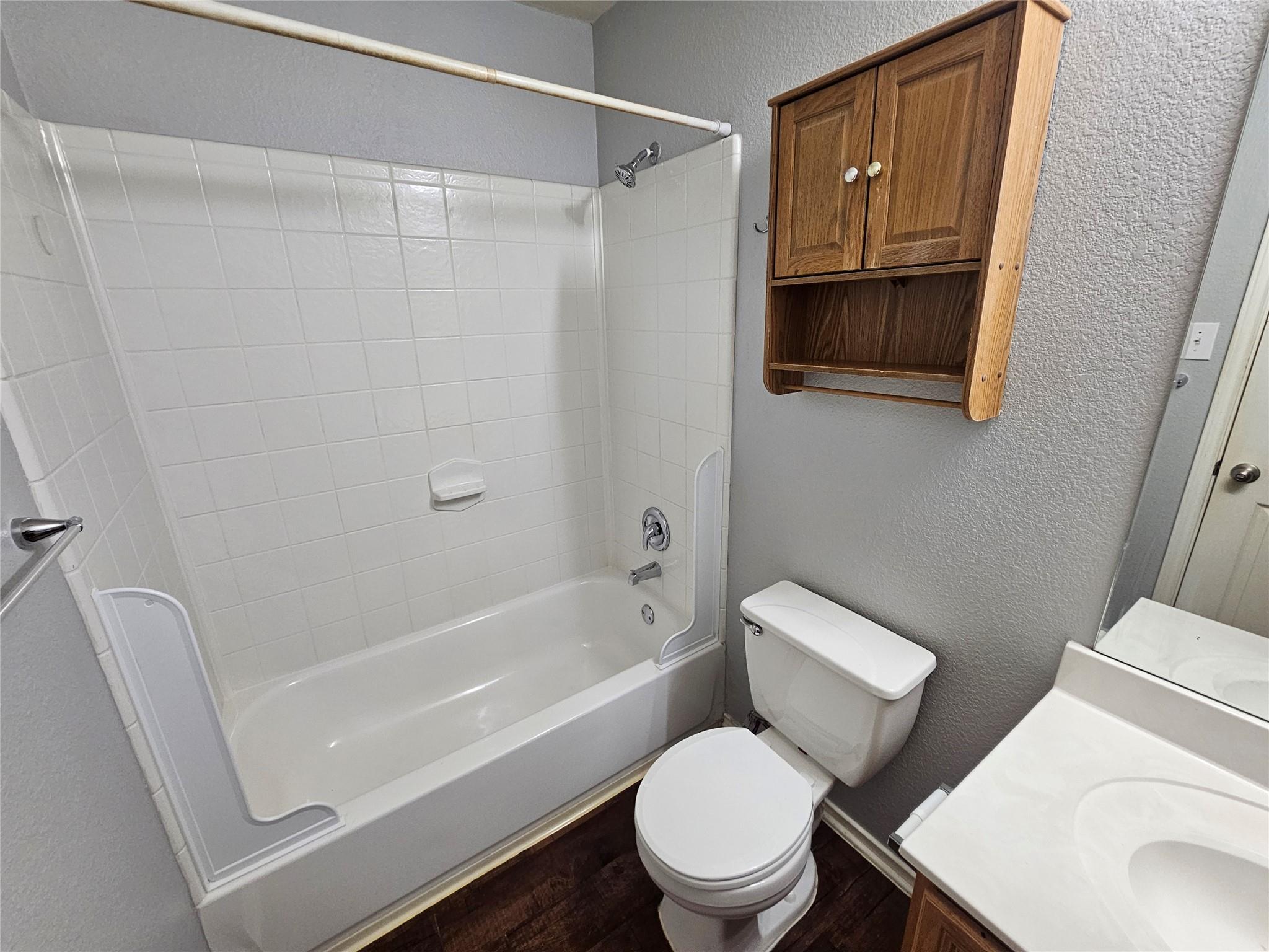 201 Bluebonnet Trl, Leander, TX 78641