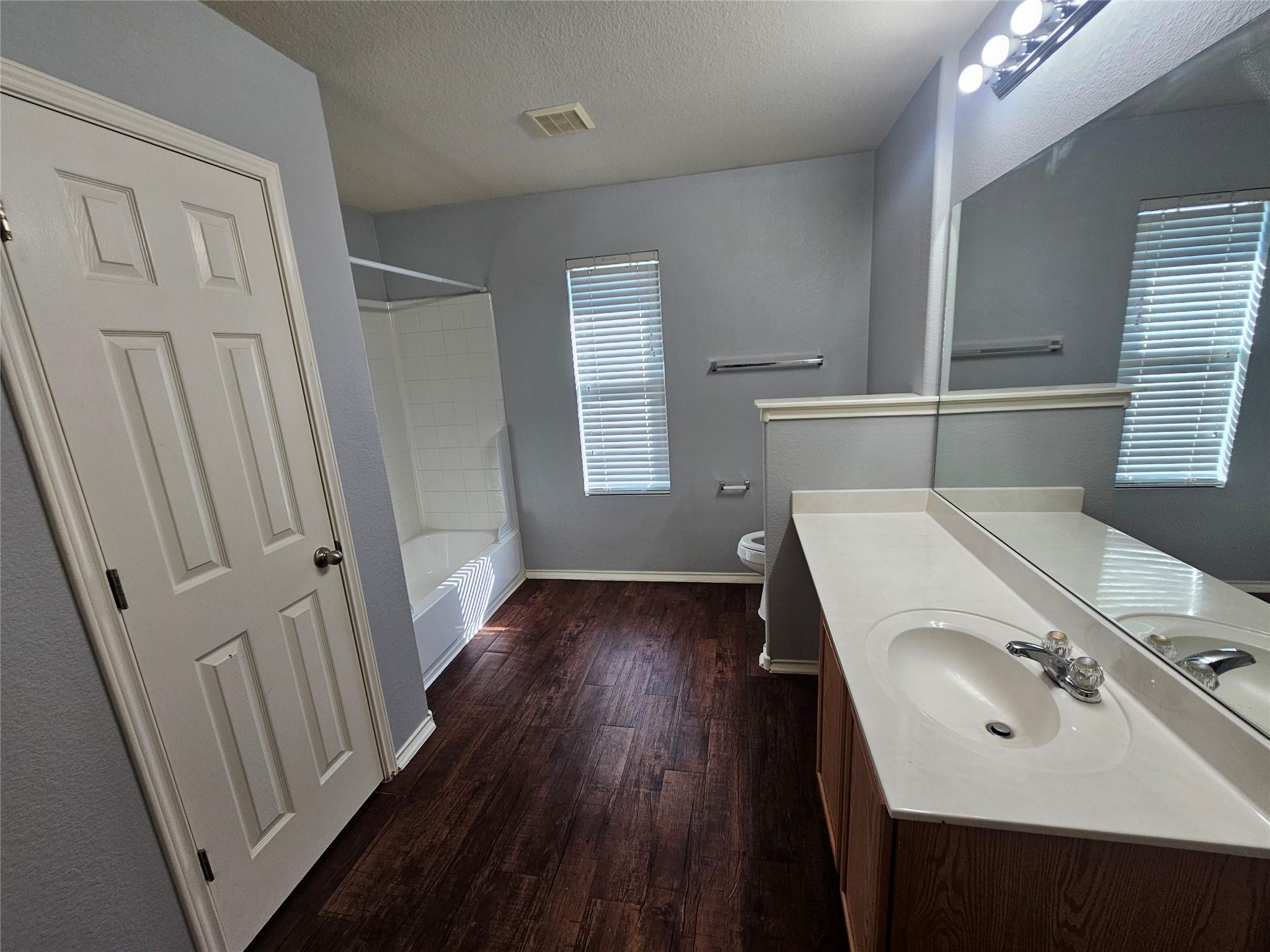 201 Bluebonnet Trl, Leander, TX 78641