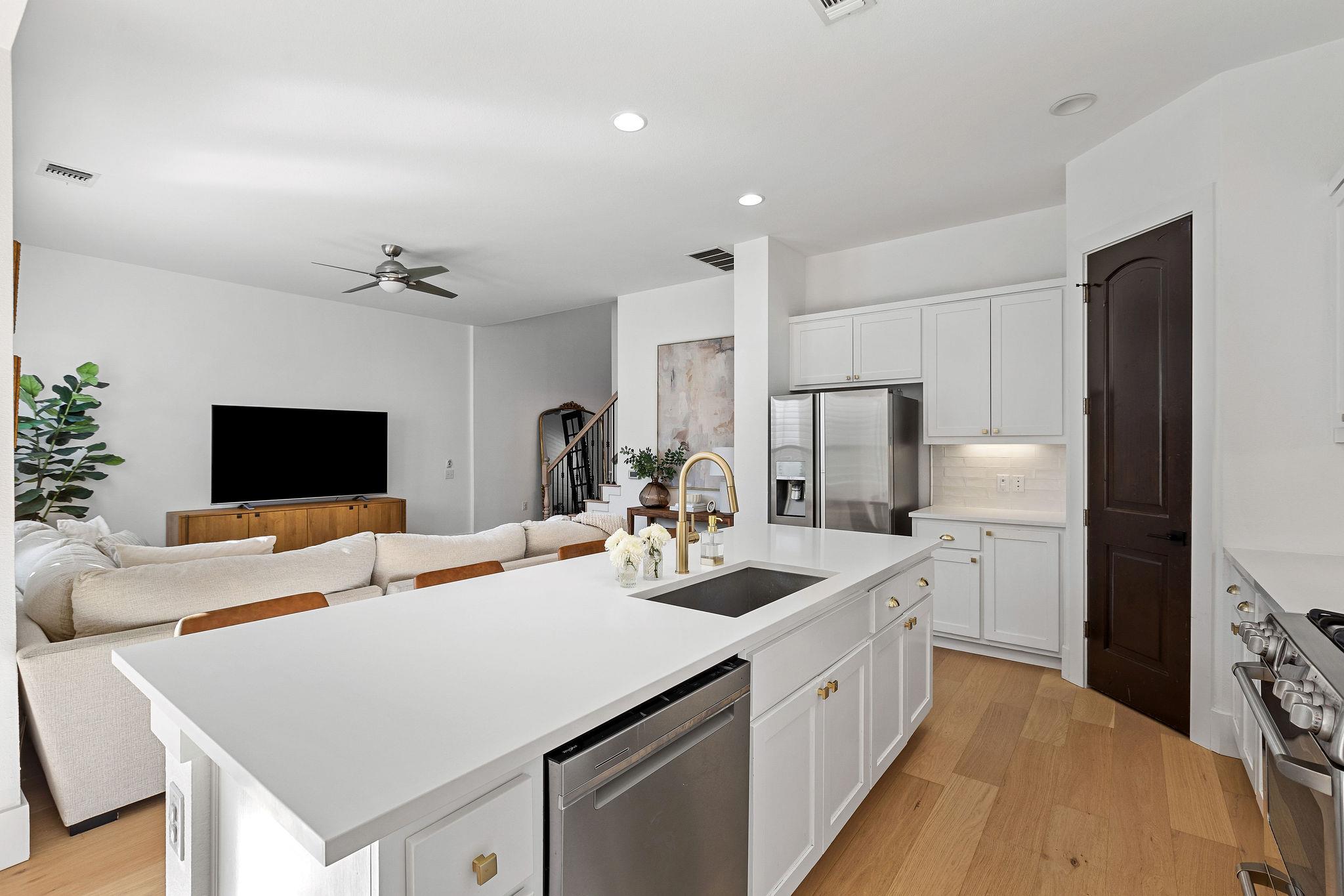 4633 Page St, Austin, TX 78723