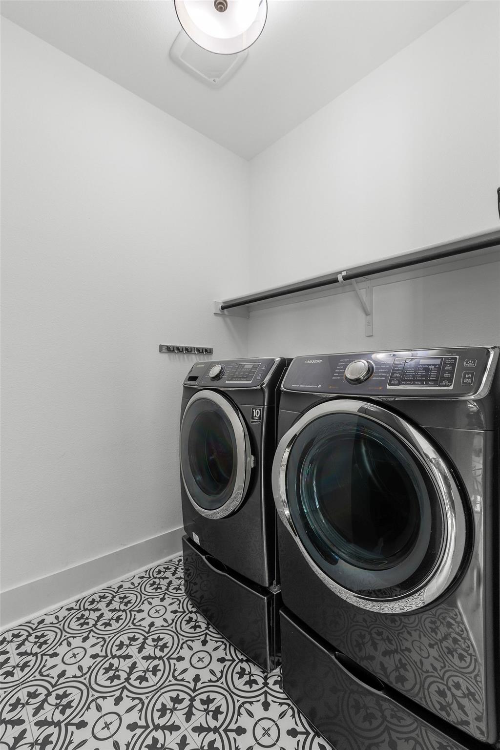 4633 Page St, Austin, TX 78723