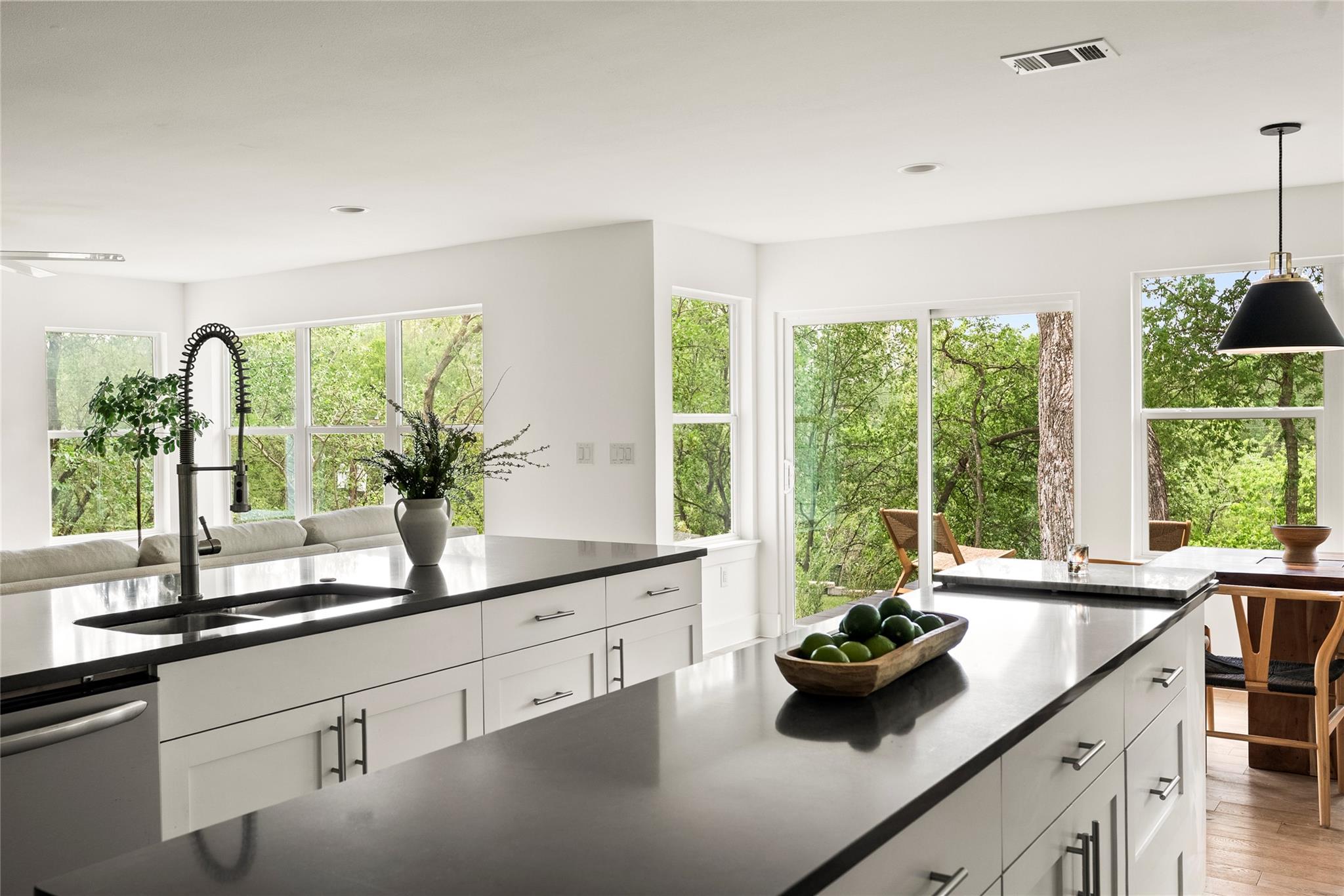 2619 Pembrook Trl, Austin, TX 78731