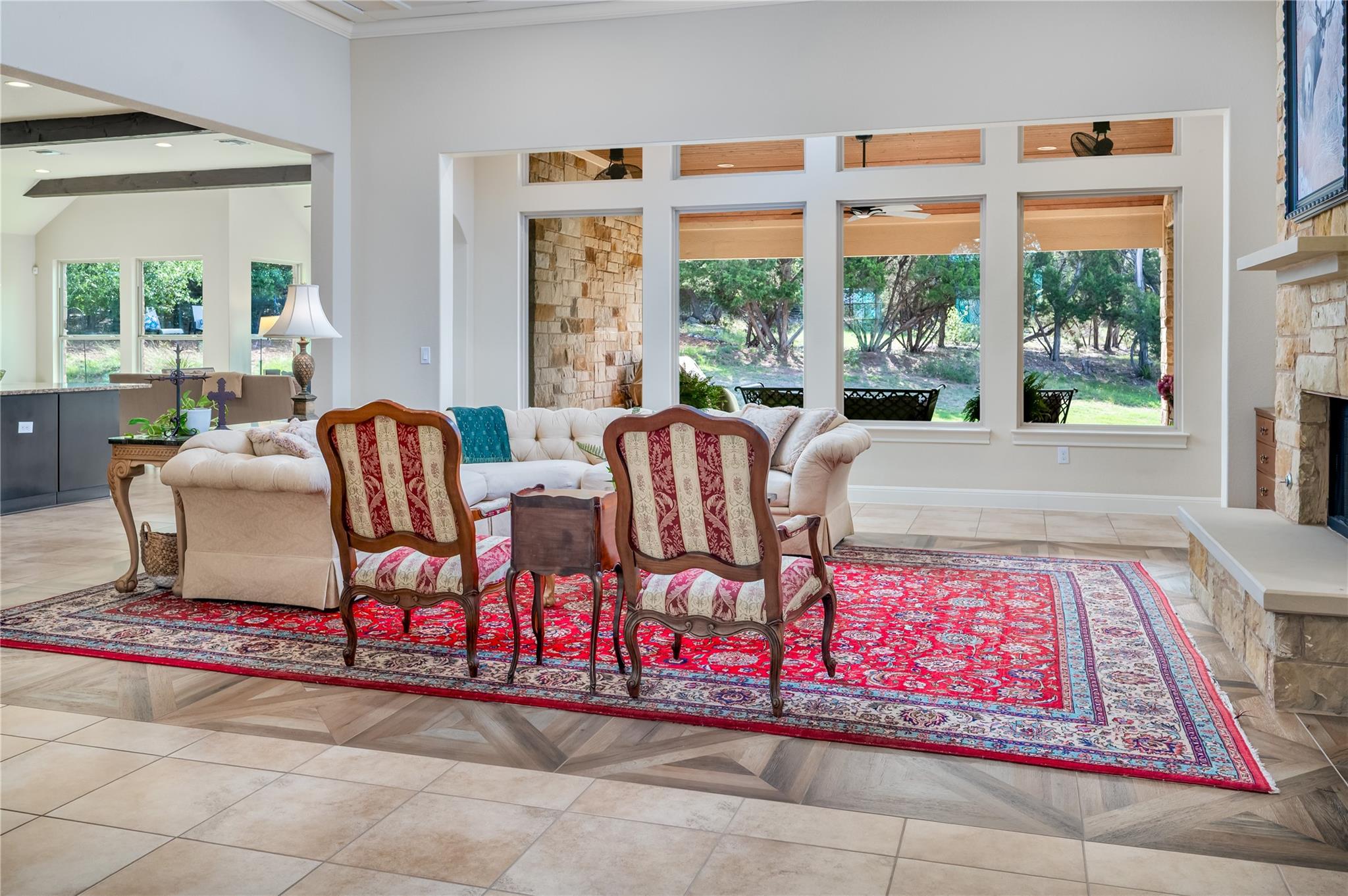 5129 Diamante Dr, Spicewood, TX 78669