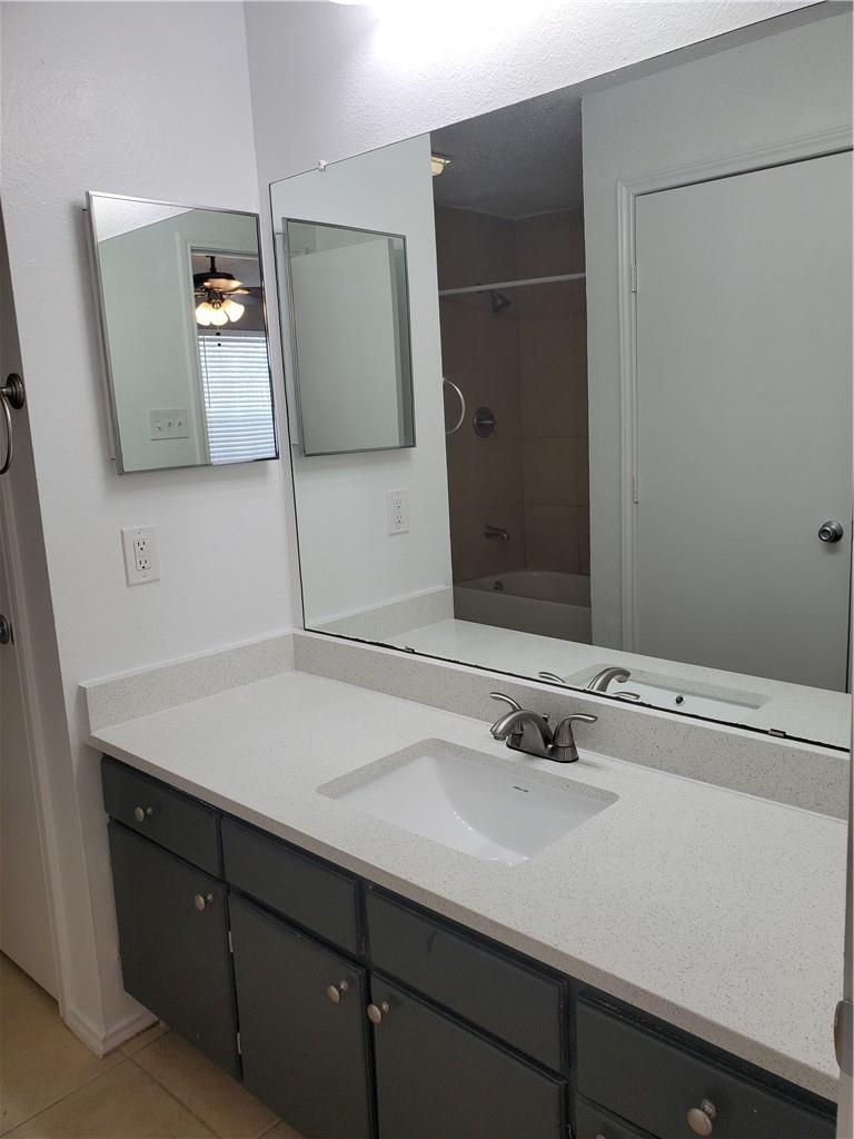 4208 Duval Rd # B, Austin, TX 78759