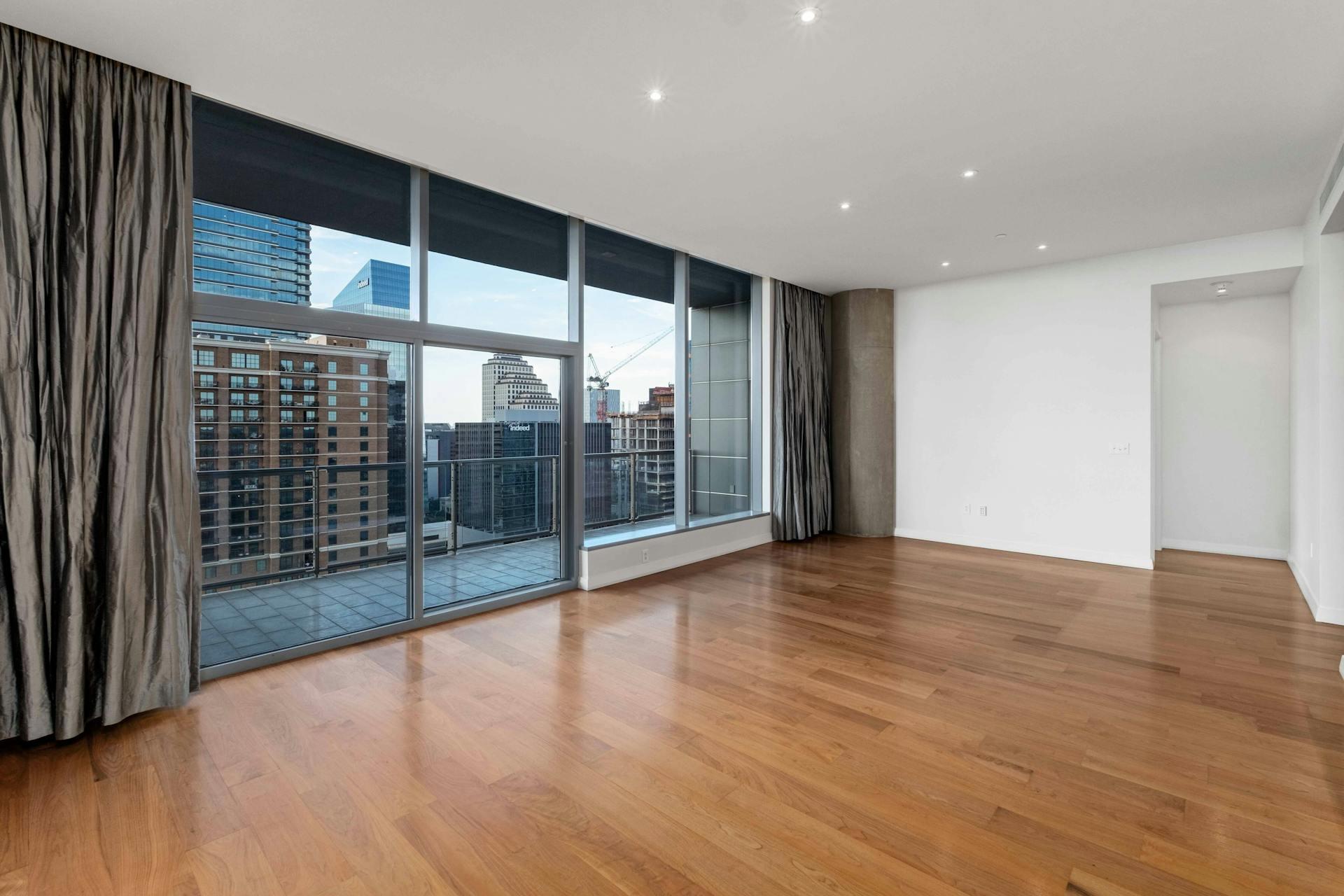 210 Lavaca St # 2105, Austin, TX 78701