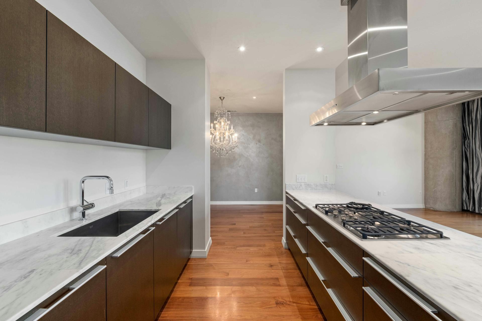 210 Lavaca St # 2105, Austin, TX 78701