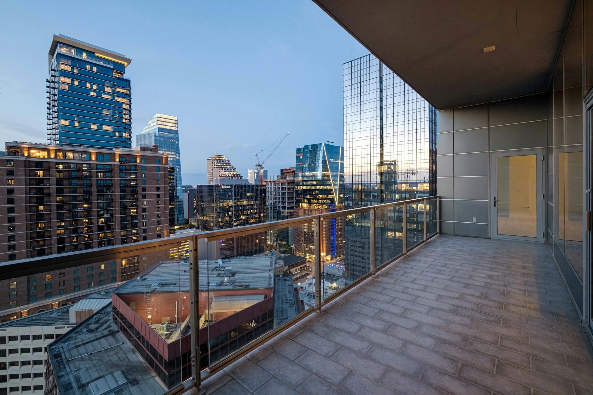 210 Lavaca St # 2105, Austin, TX 78701