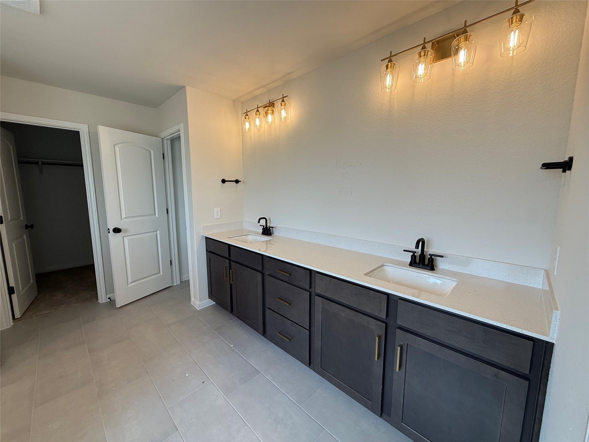 1041 Sienna Bear Rd, Georgetown, TX 78633