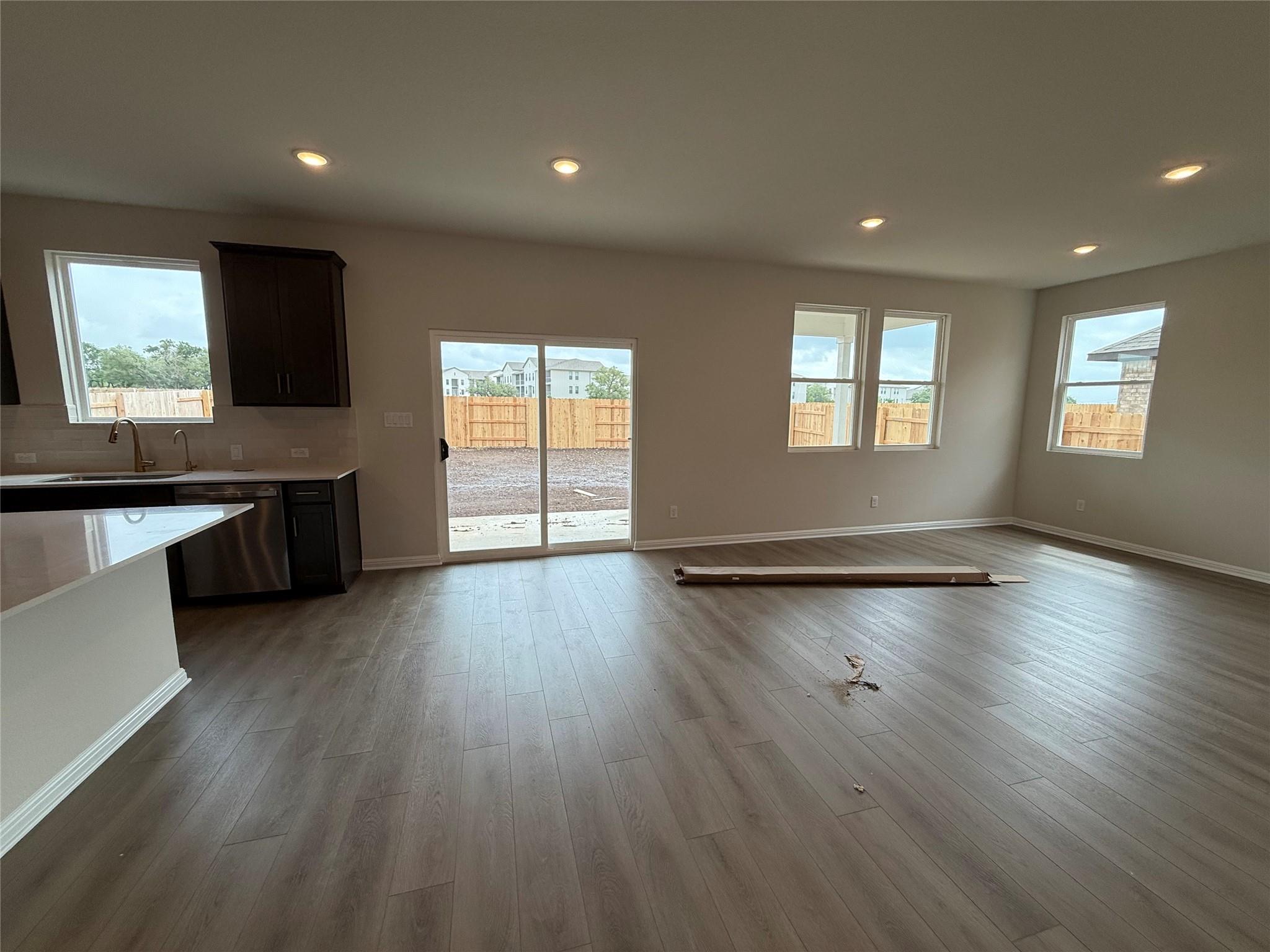 1041 Sienna Bear Rd, Georgetown, TX 78633