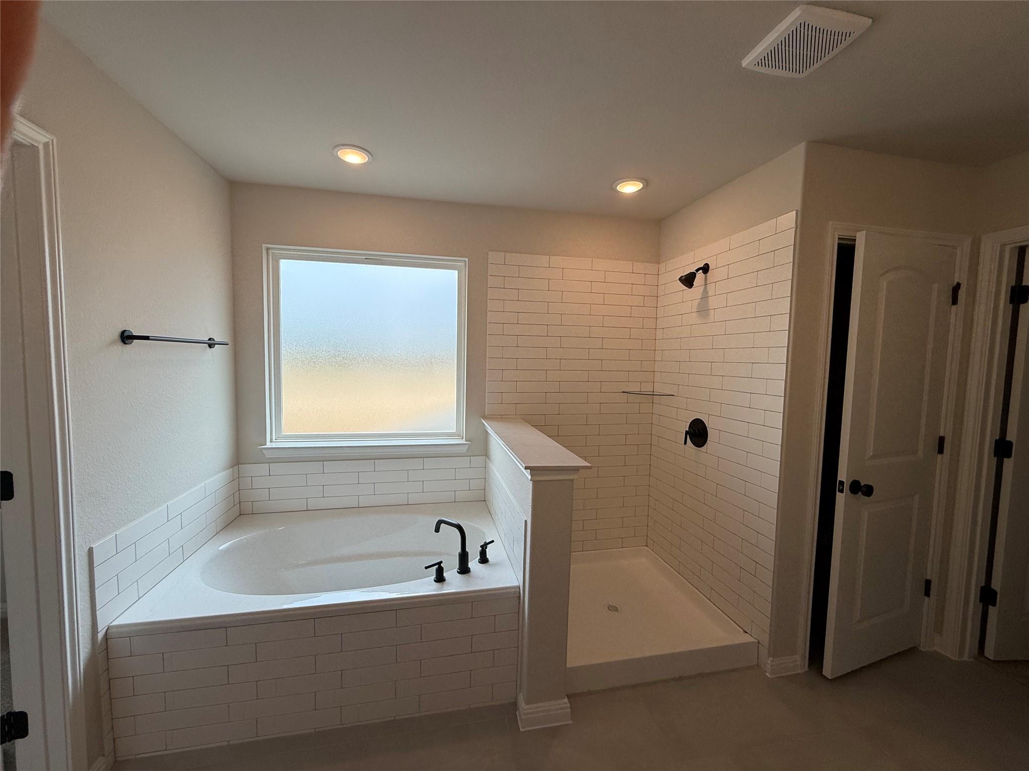 1041 Sienna Bear Rd, Georgetown, TX 78633