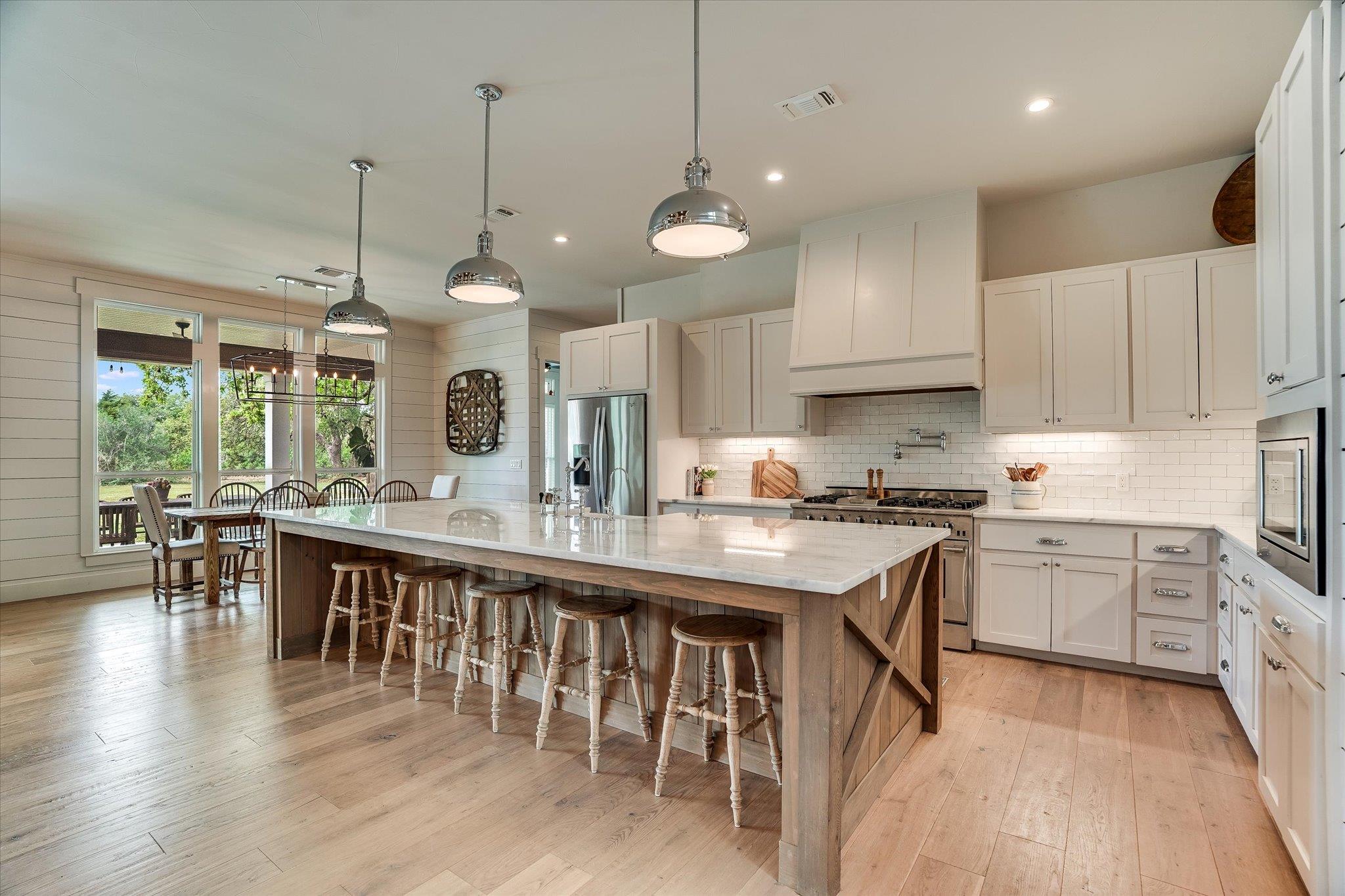 328 Barberry Park, Driftwood, TX 78619