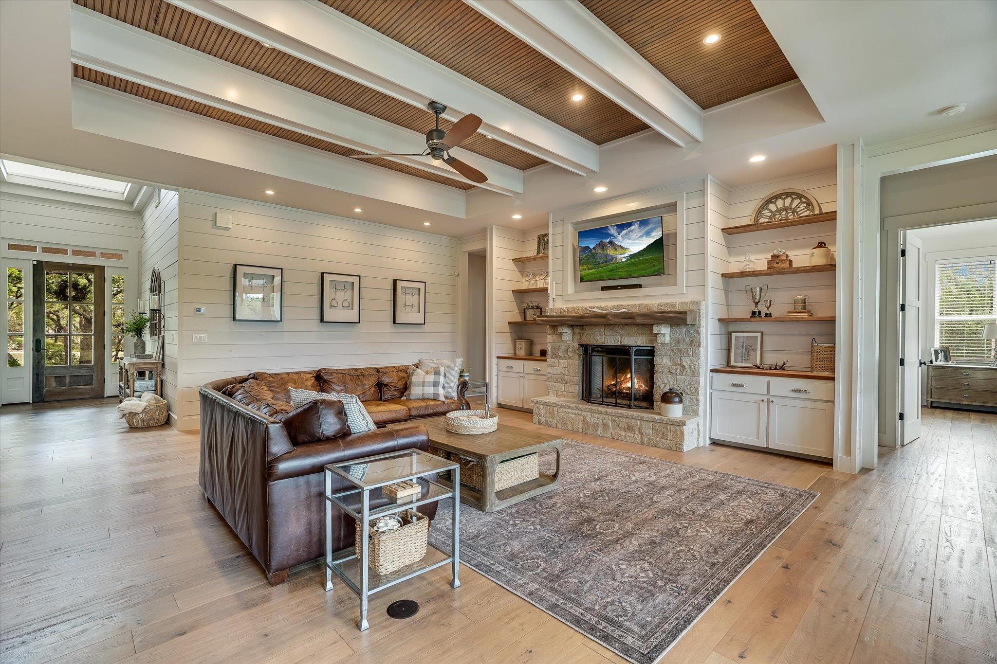 328 Barberry Park, Driftwood, TX 78619