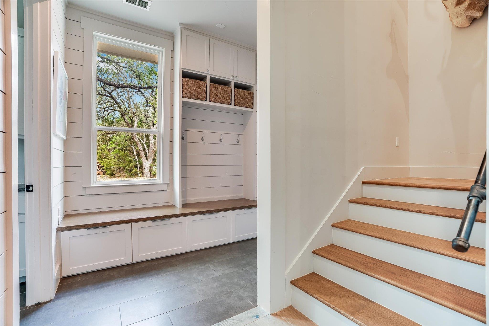 328 Barberry Park, Driftwood, TX 78619