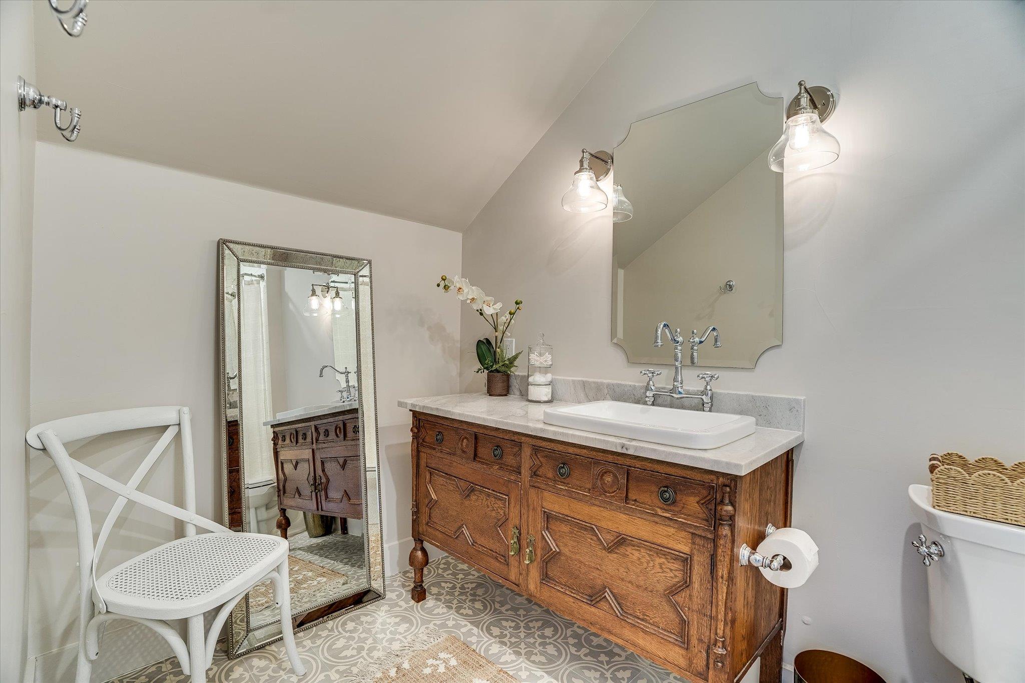 328 Barberry Park, Driftwood, TX 78619