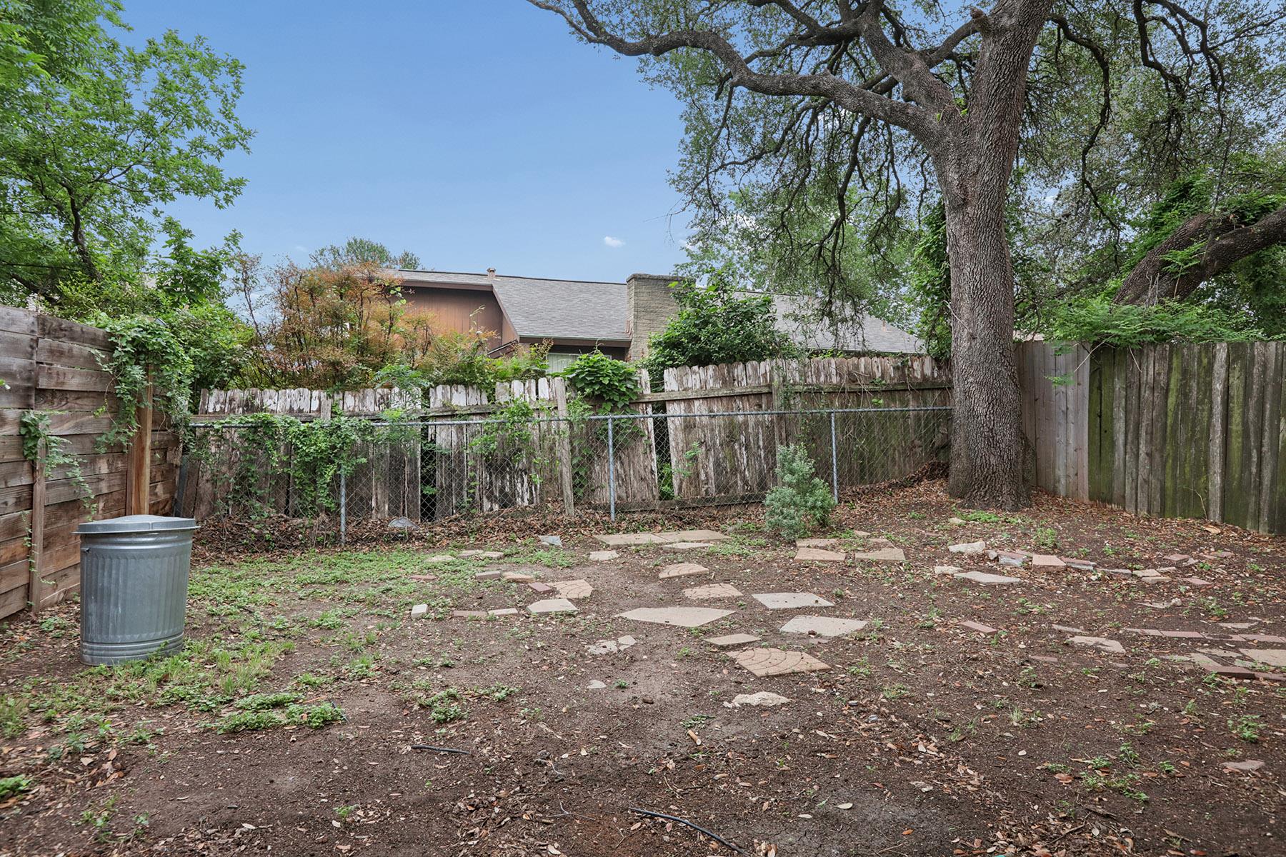 6803 Woodhue Dr # B, Austin, TX 78745