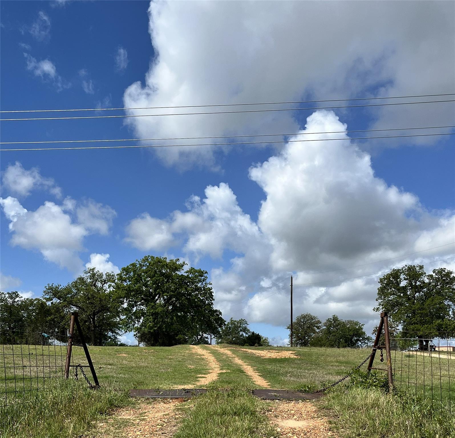 3873 Fm 1624, Lincoln, TX 78948