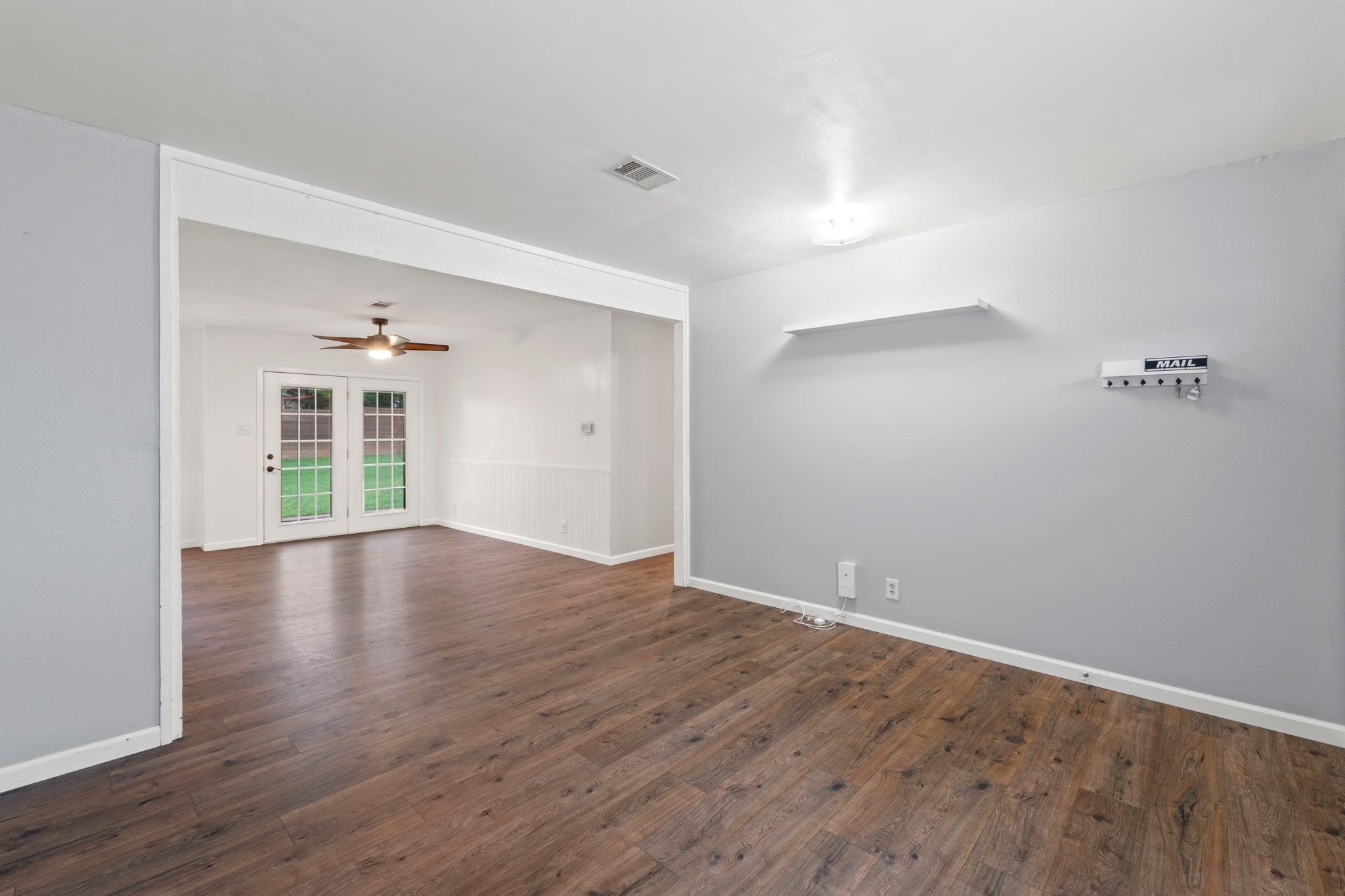 5811 Glenhollow Path, Austin, TX 78745