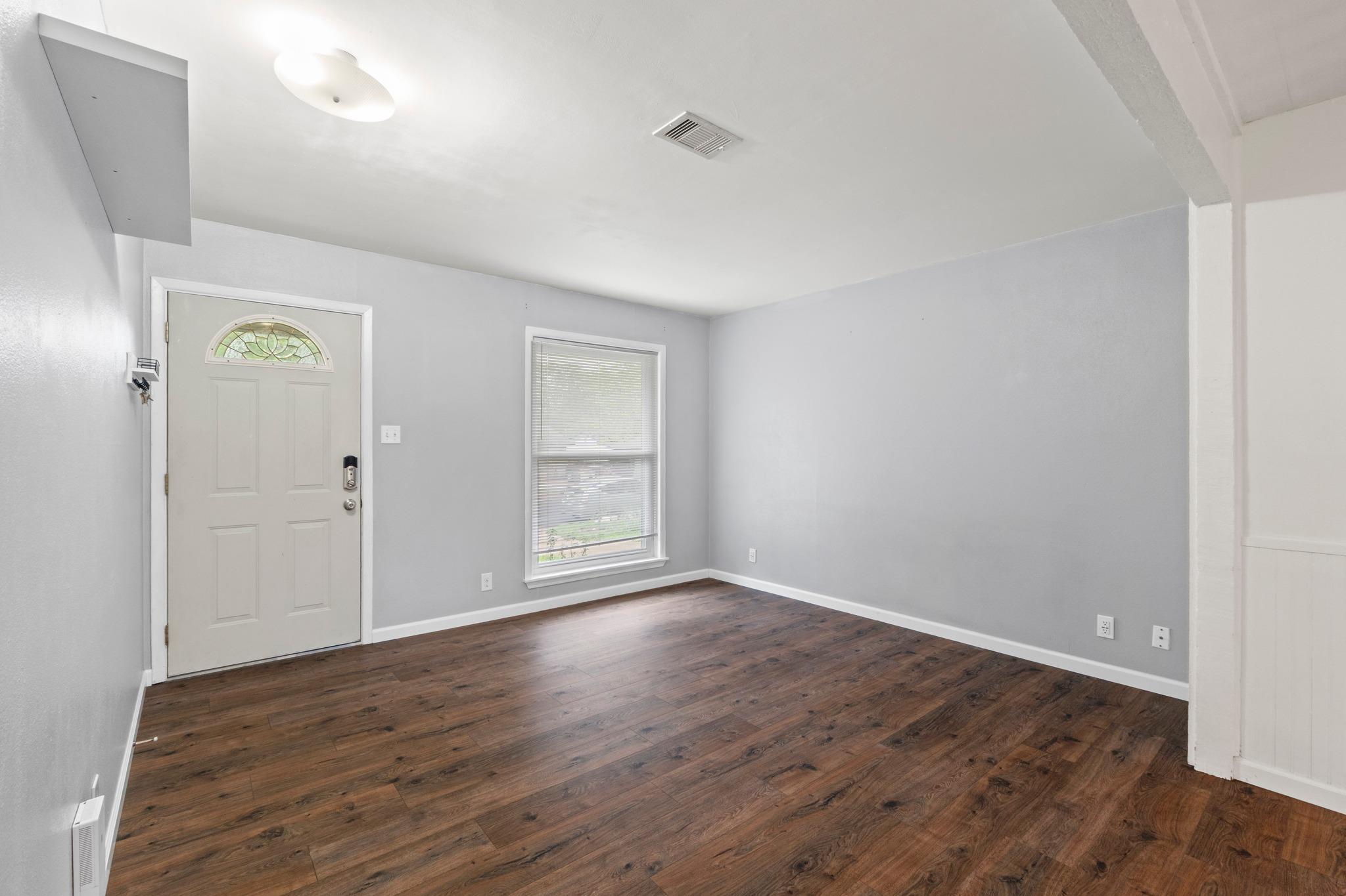 5811 Glenhollow Path, Austin, TX 78745