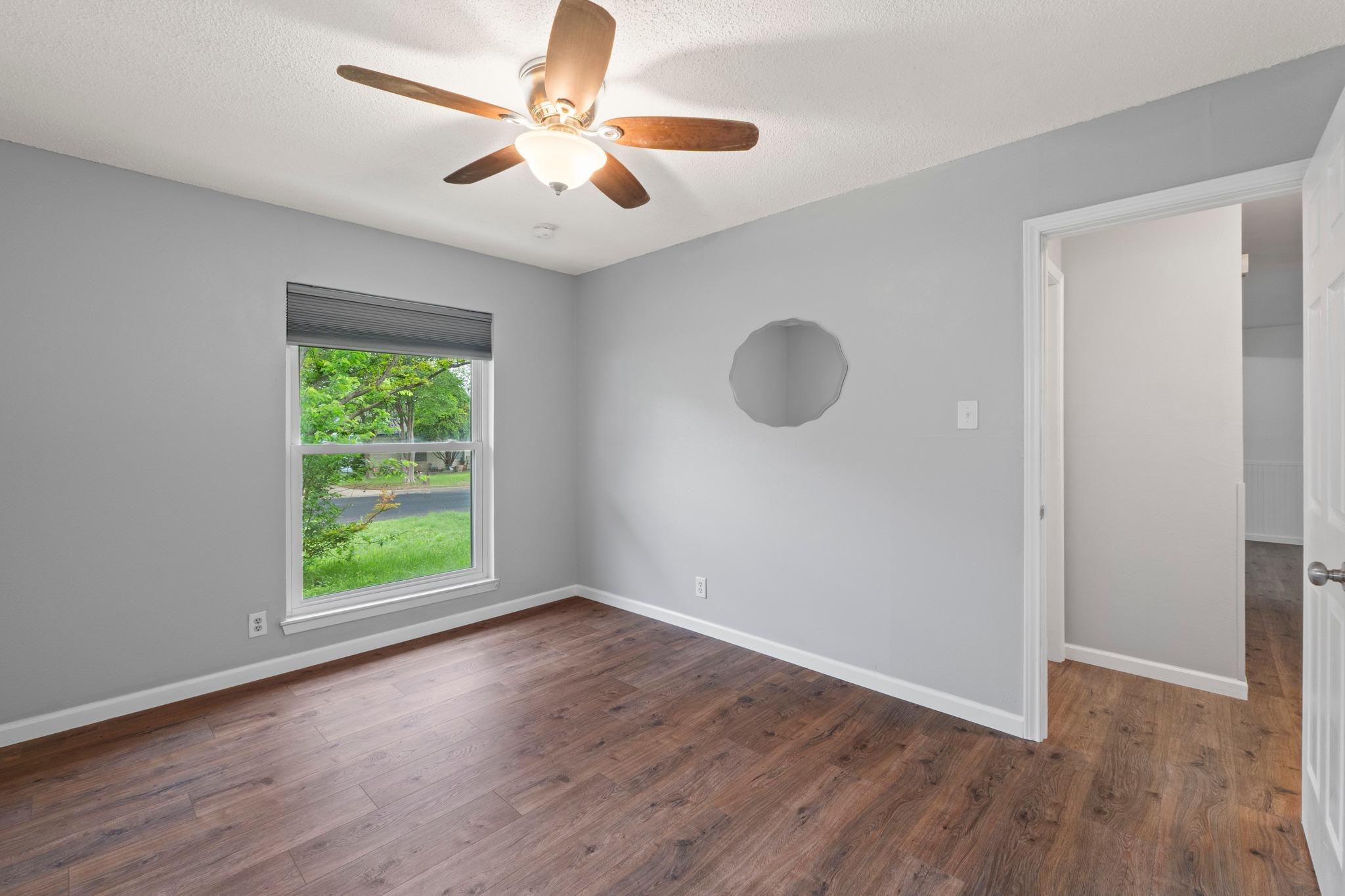 5811 Glenhollow Path, Austin, TX 78745