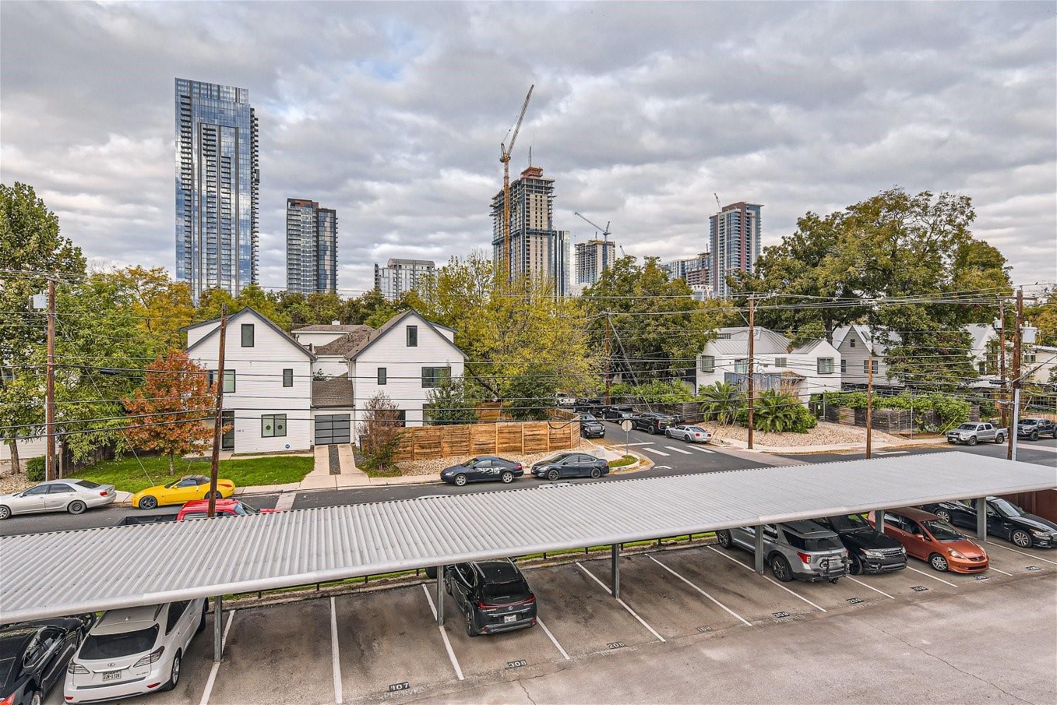 41 Waller St # 207, Austin, TX 78702