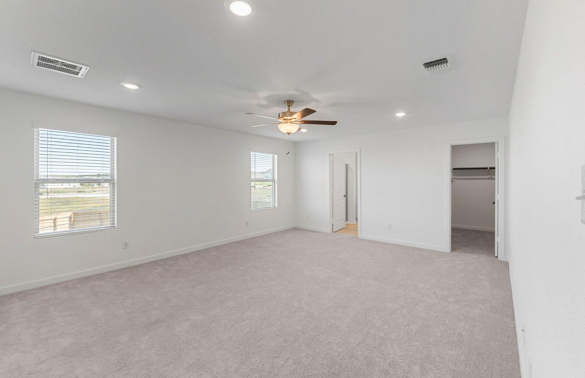 203 Green Berets Bnd, Jarrell, TX 76537