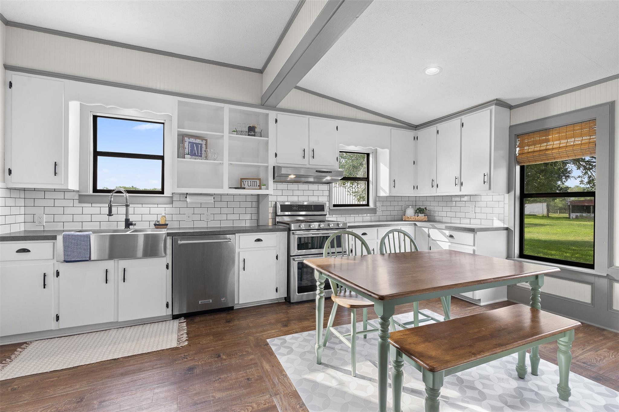 2158 County Road 225, Caldwell, TX 77836