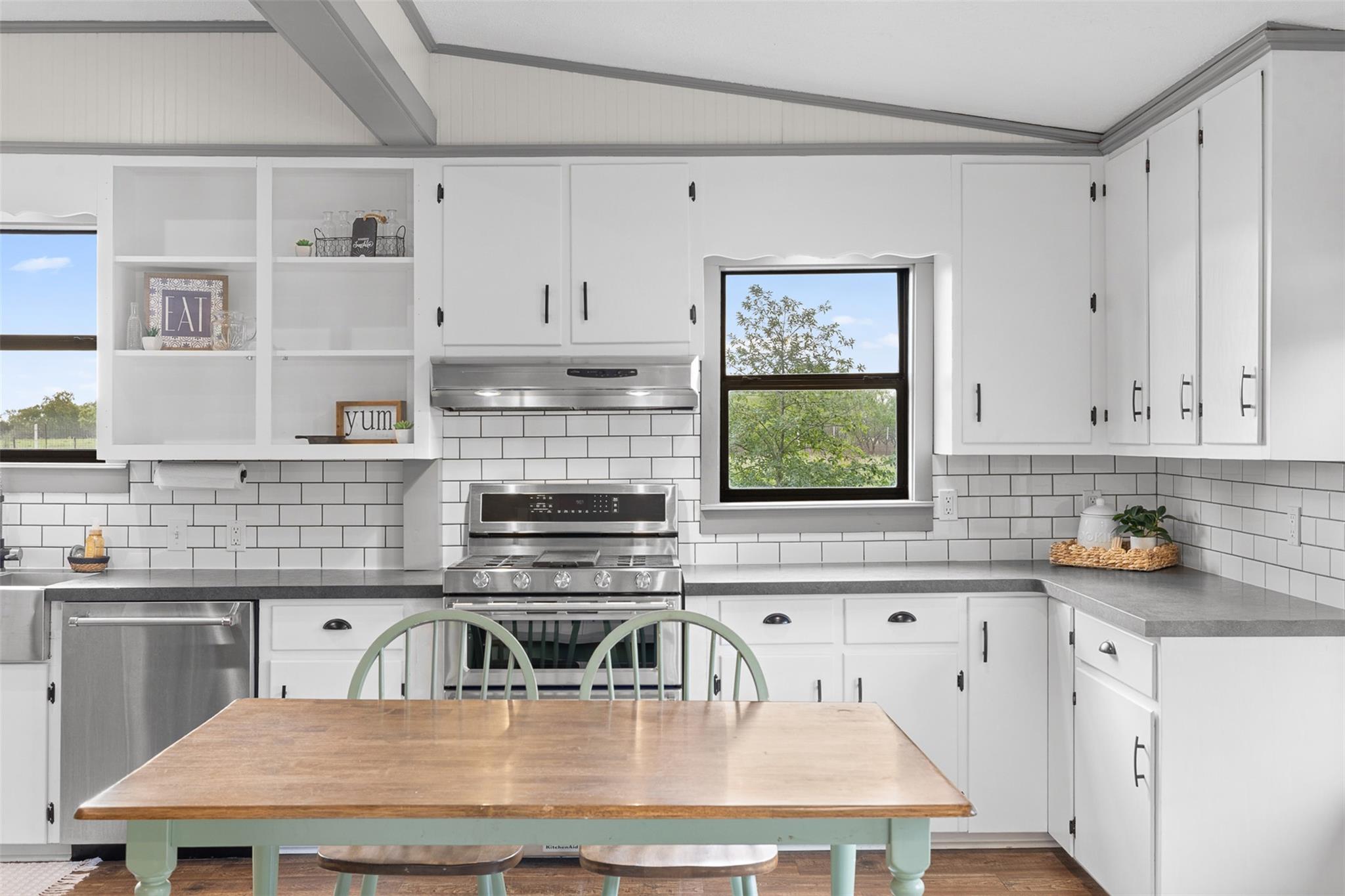 2158 County Road 225, Caldwell, TX 77836