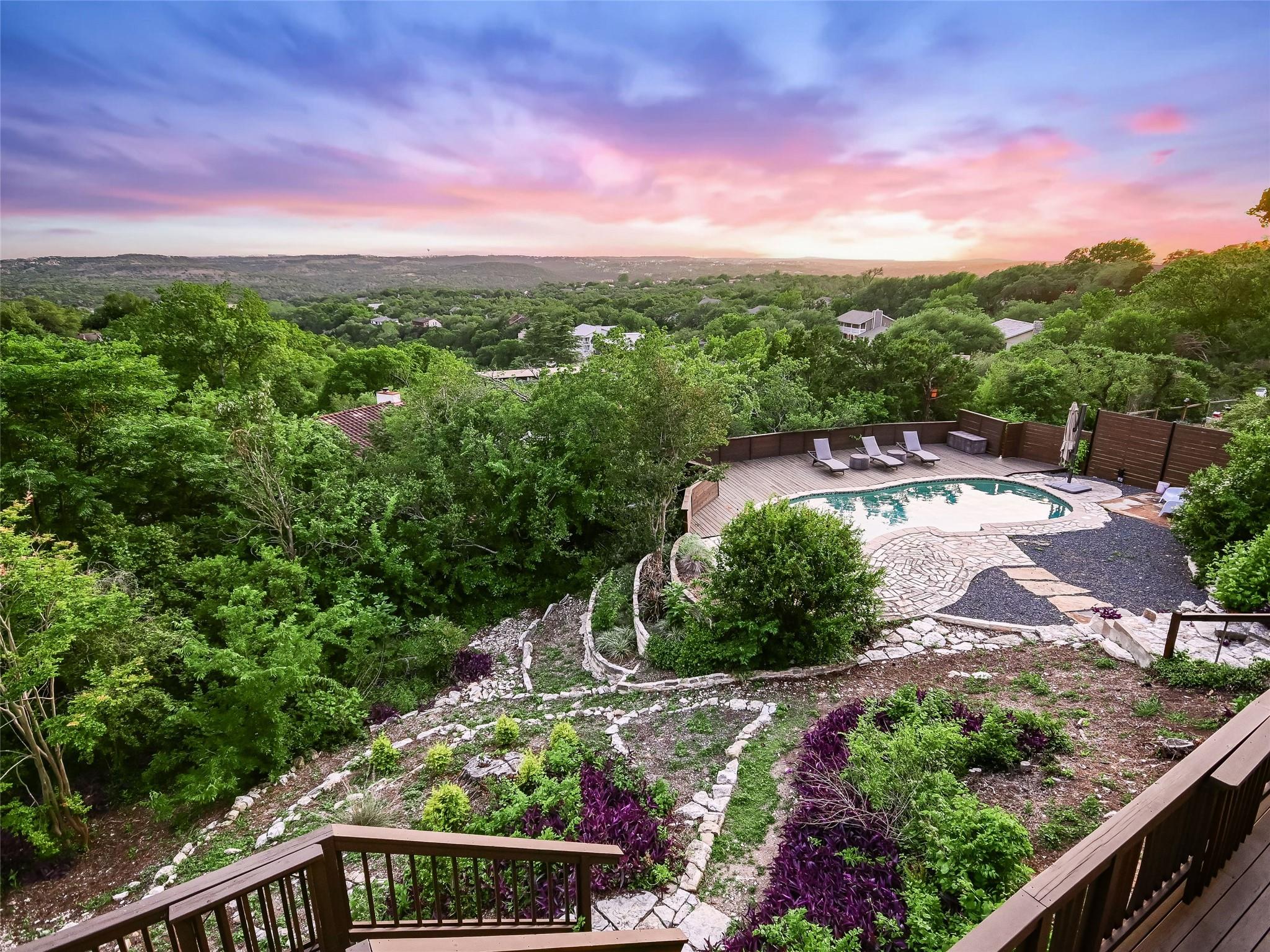 1304 Canoe Brook Dr, Austin, TX 78746