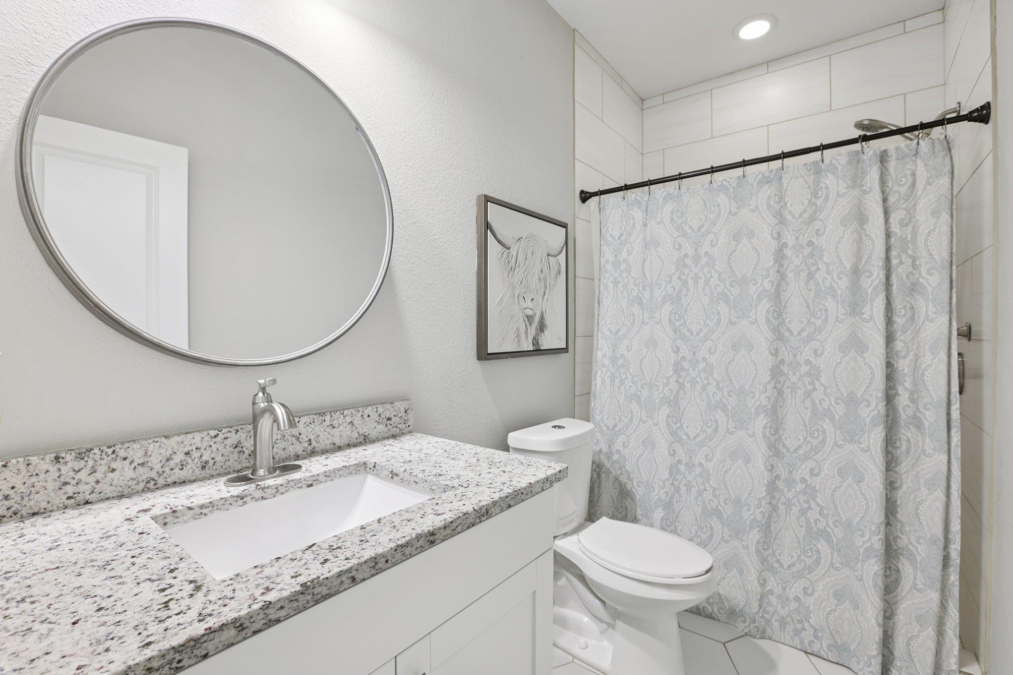 112 Twin Lakes Ln, Bastrop, TX 78602