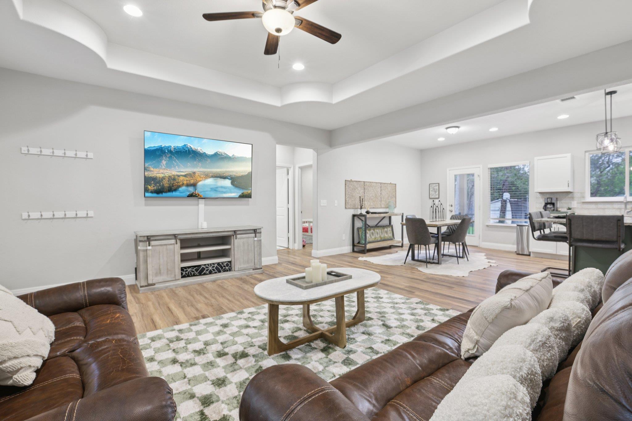 112 Twin Lakes Ln, Bastrop, TX 78602