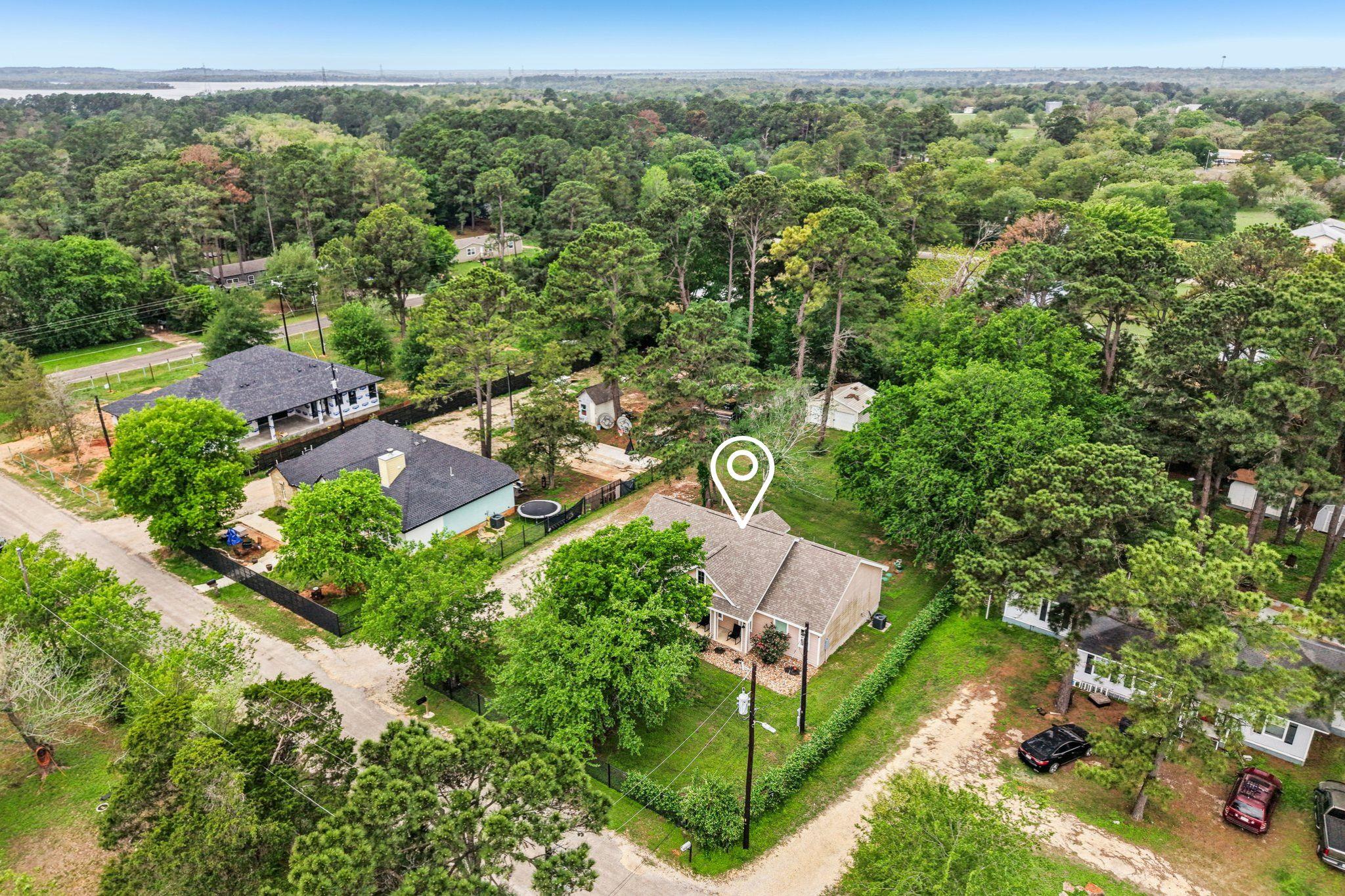 112 Twin Lakes Ln, Bastrop, TX 78602