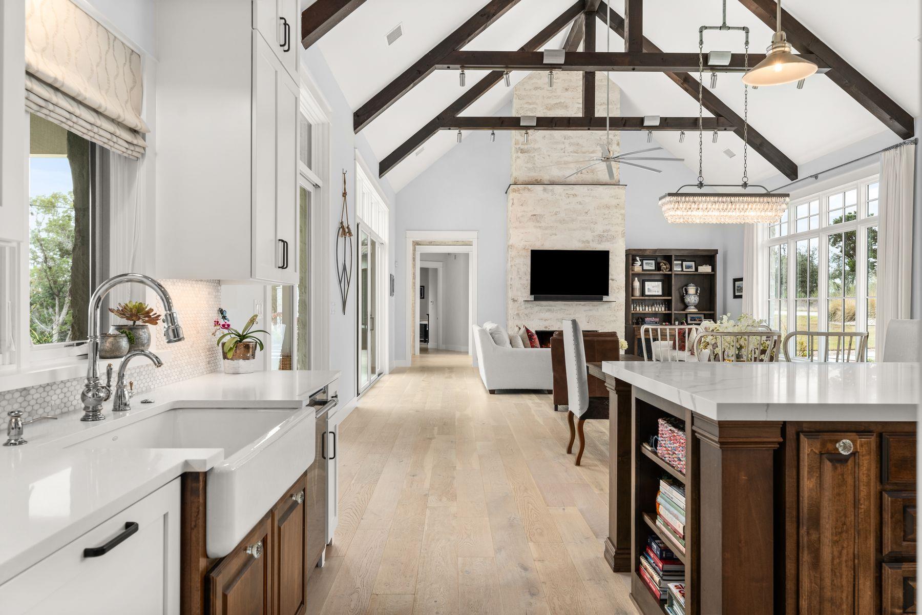 18025 Ranchland Hills Vis, Jonestown, TX 78645