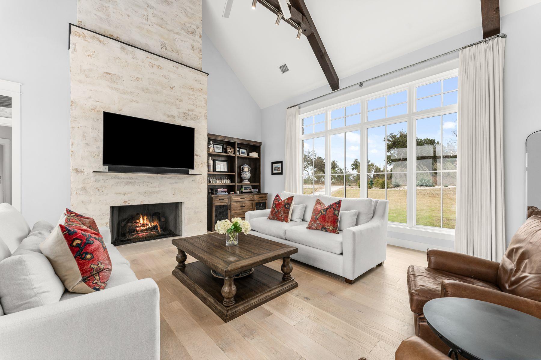 18025 Ranchland Hills Vis, Jonestown, TX 78645