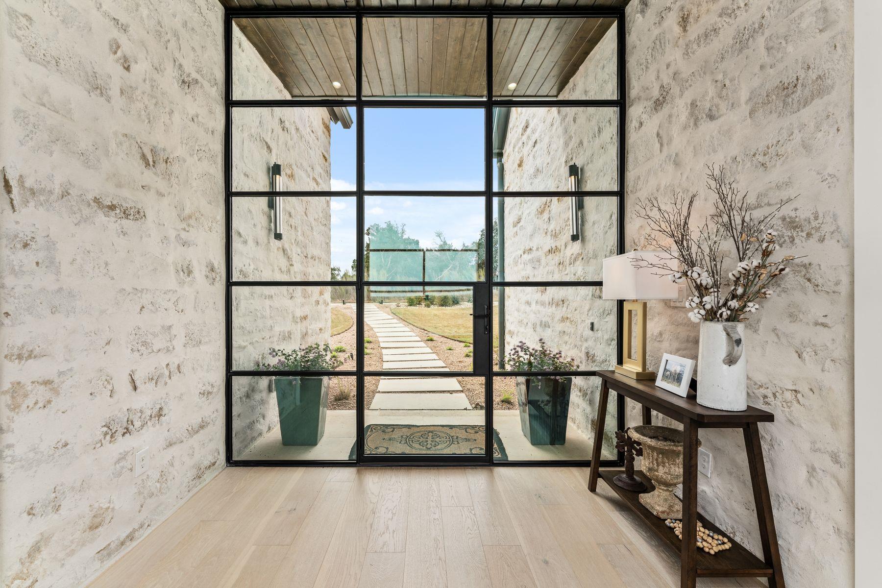 18025 Ranchland Hills Vis, Jonestown, TX 78645