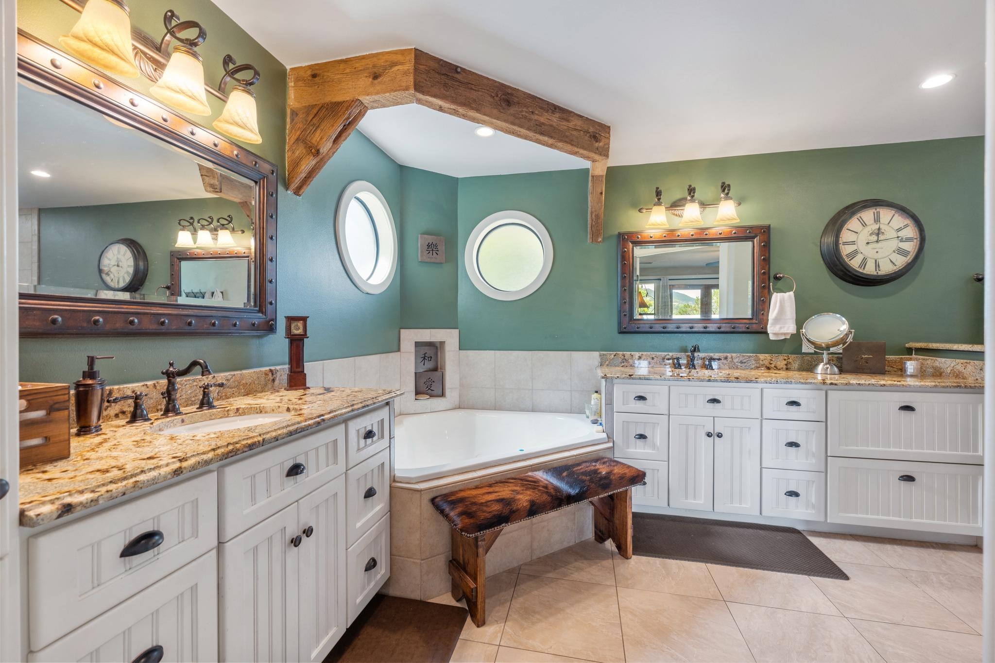 18000 Easy St, Jonestown, TX 78645