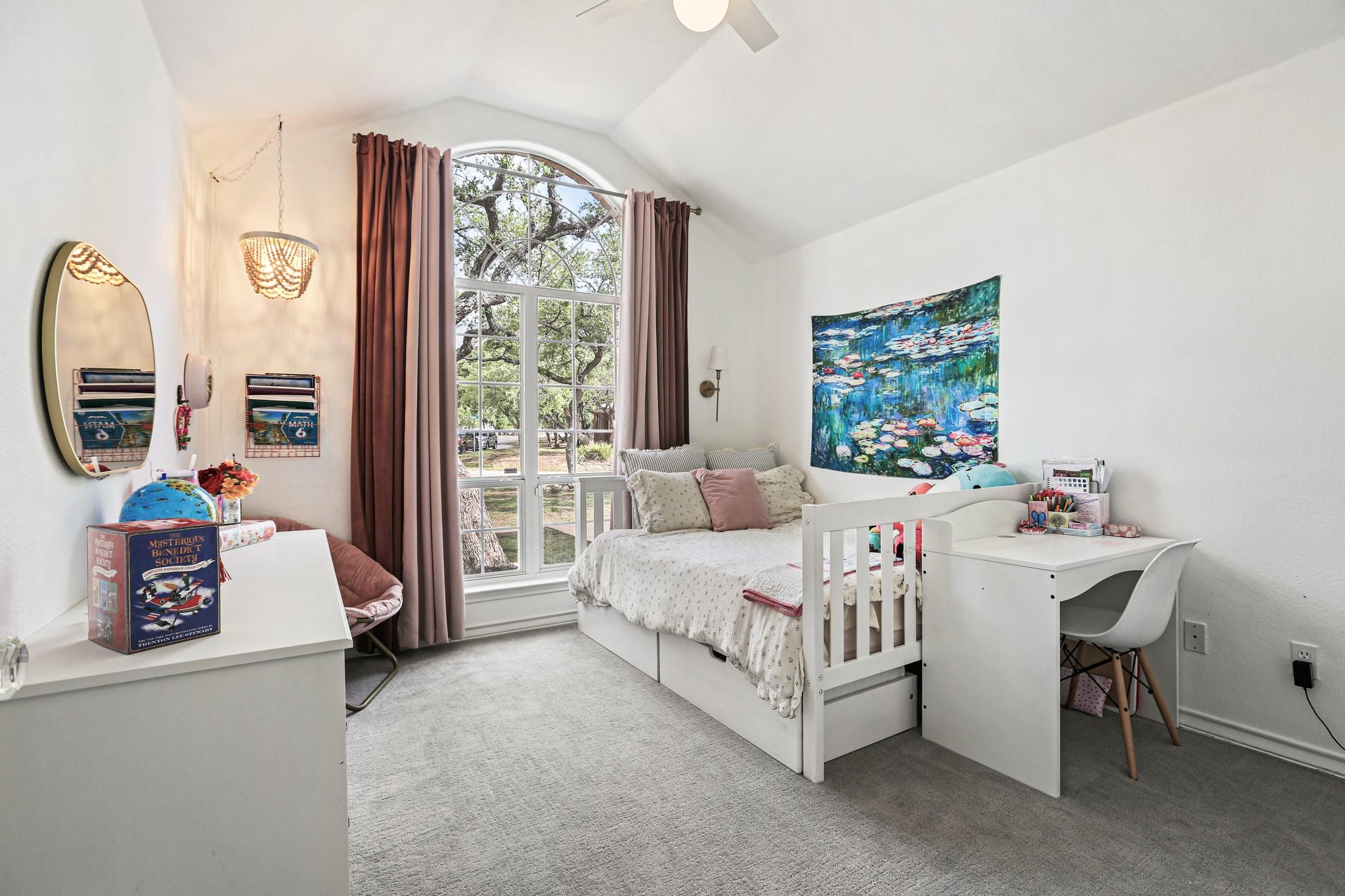 21105 Newport Cv, Lago Vista, TX 78645