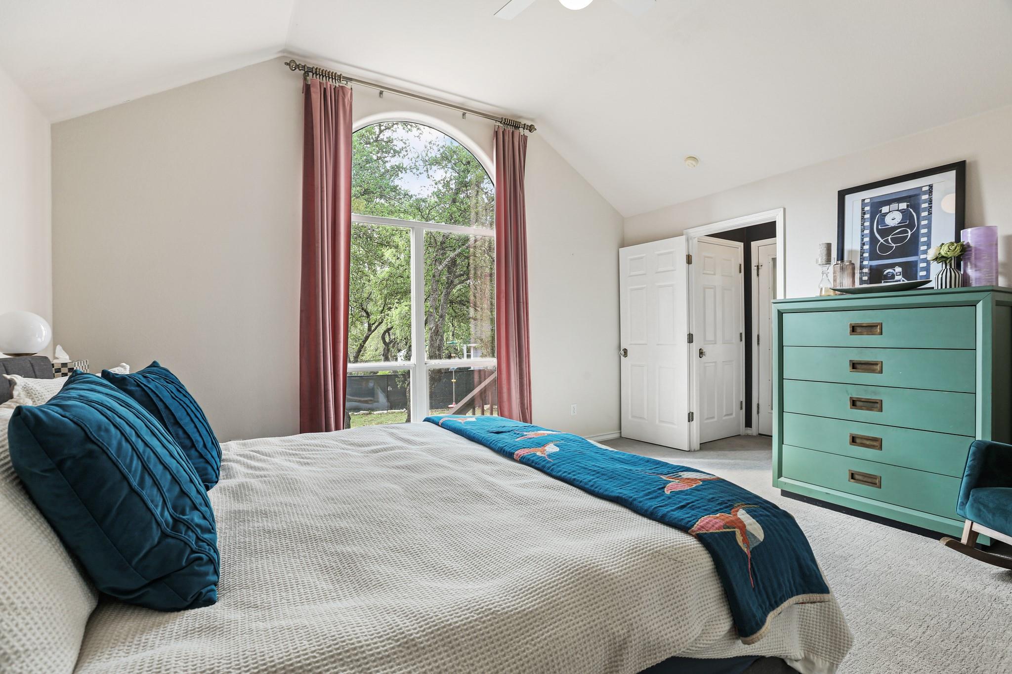 21105 Newport Cv, Lago Vista, TX 78645