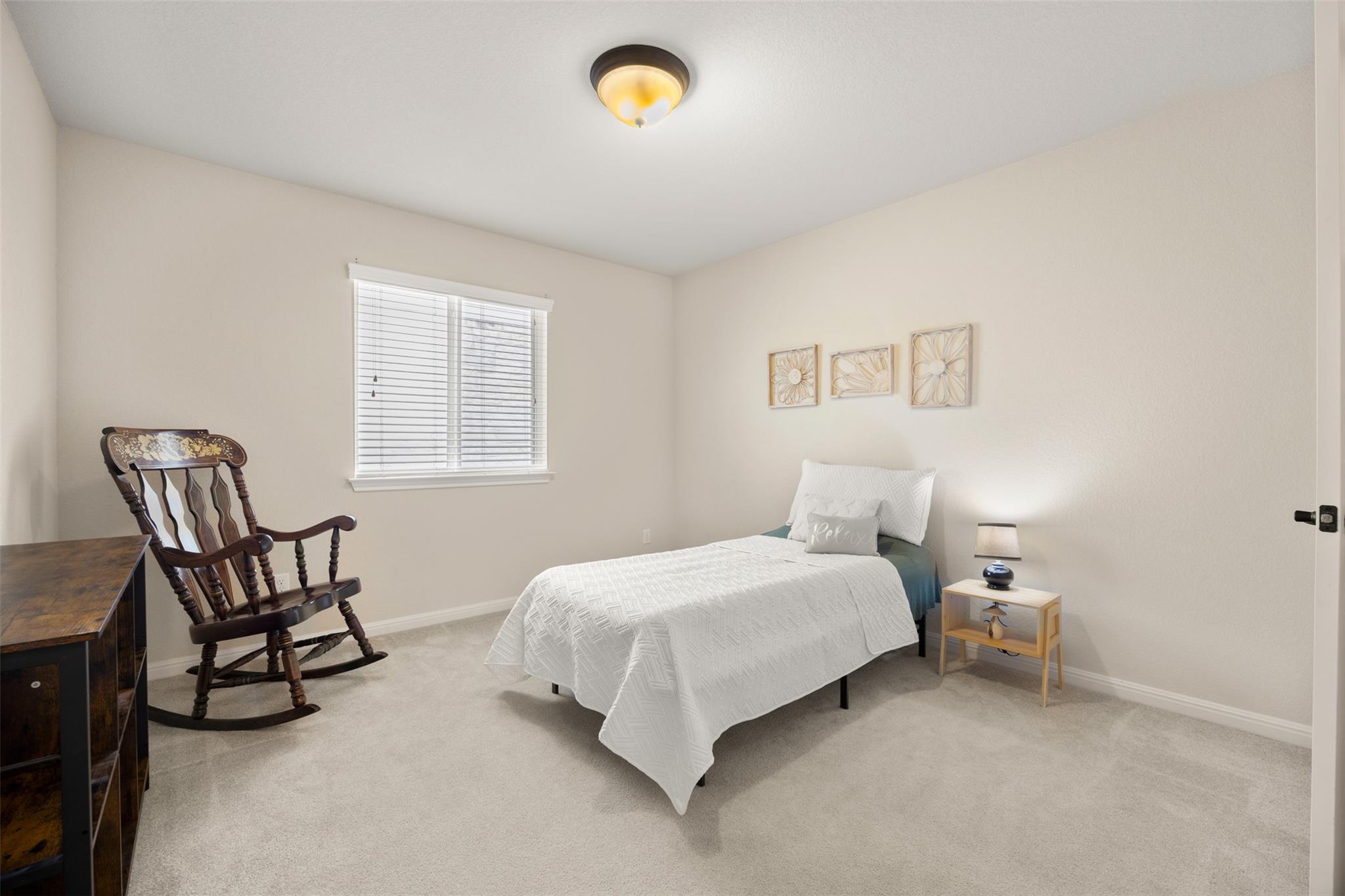 470 Middle Creek Dr, Buda, TX 78610