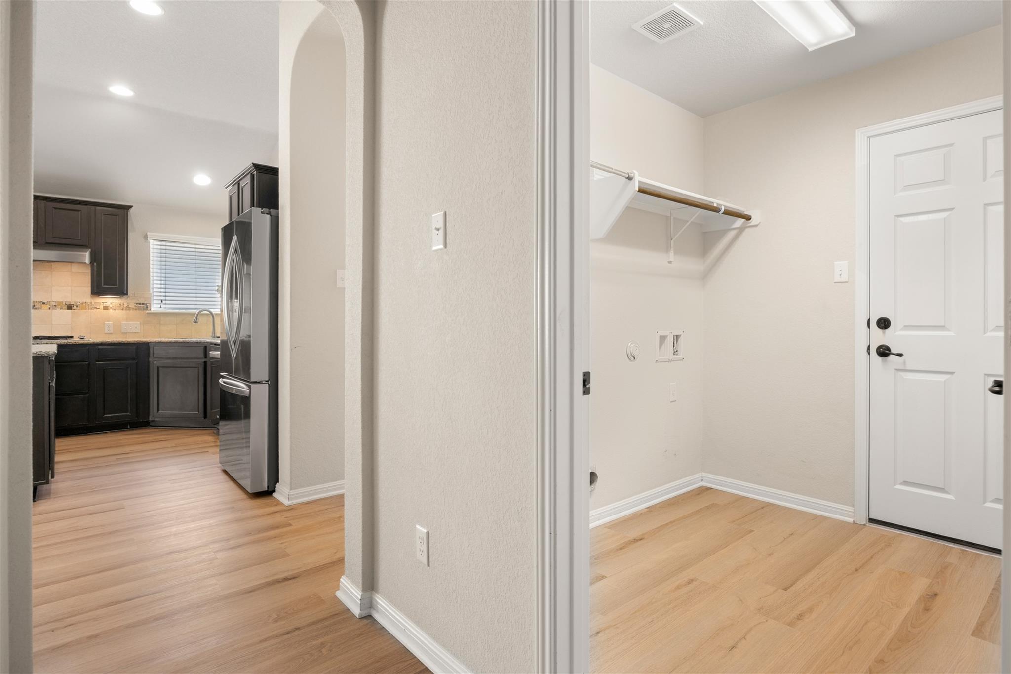 470 Middle Creek Dr, Buda, TX 78610