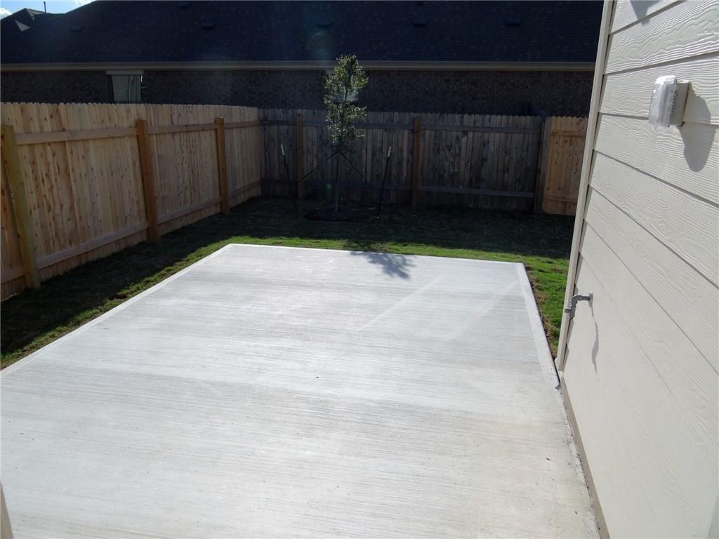 299 Clear Springs Holw, Buda, TX 78610