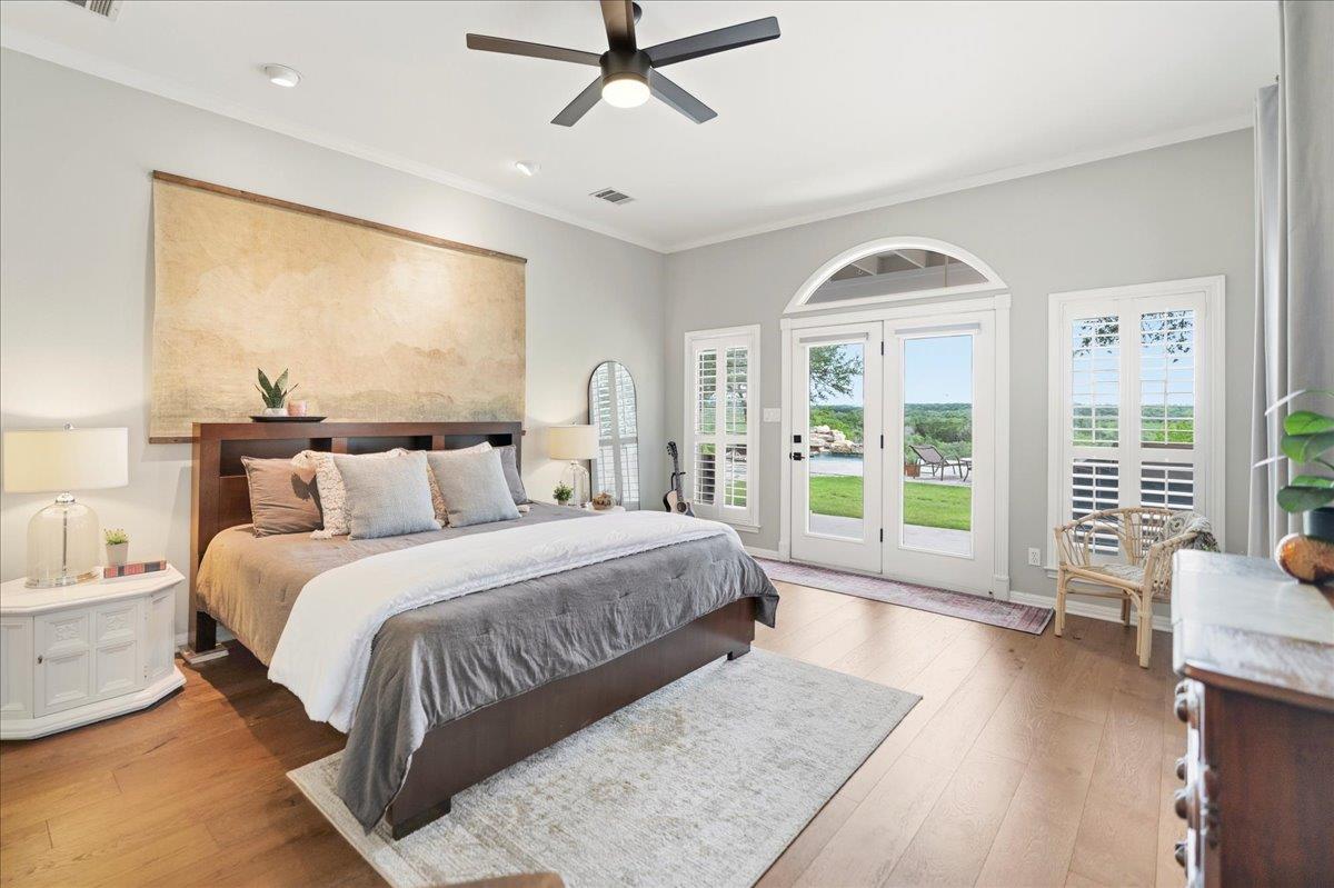 2400 Summit Ridge Dr, San Marcos, TX 78666