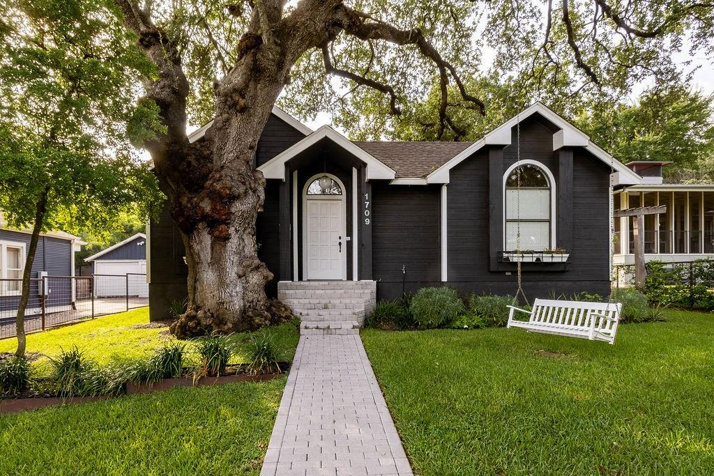 1709 Alta Vista Ave, Austin, TX 78704