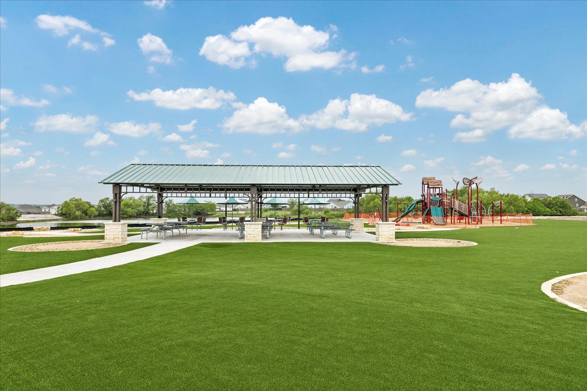 114 Whoopers Loop, Kyle, TX 78640