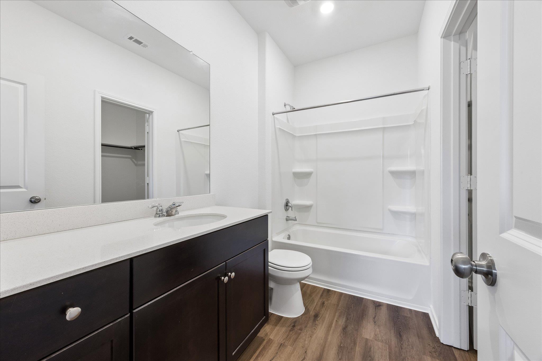 114 Whoopers Loop, Kyle, TX 78640