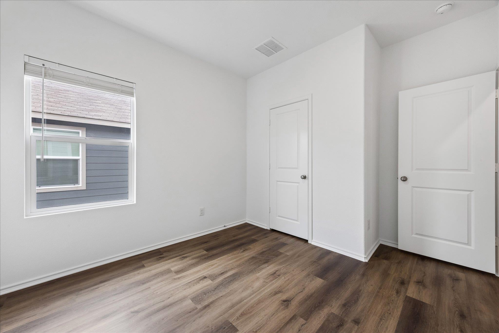 114 Whoopers Loop, Kyle, TX 78640