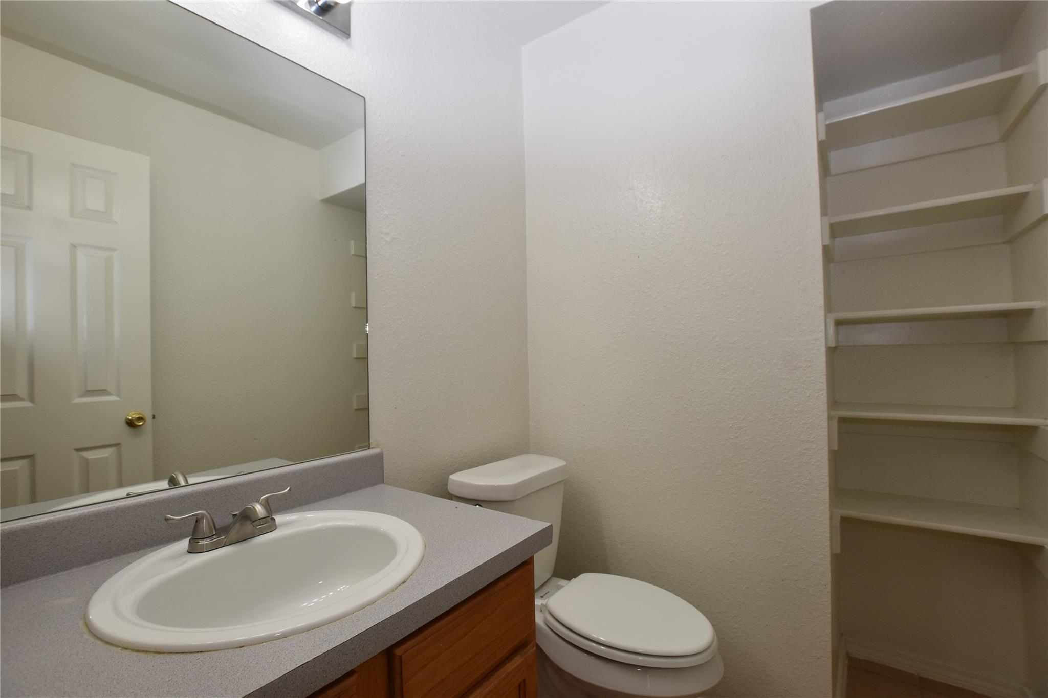 921 Sagewood Trl, San Marcos, TX 78666