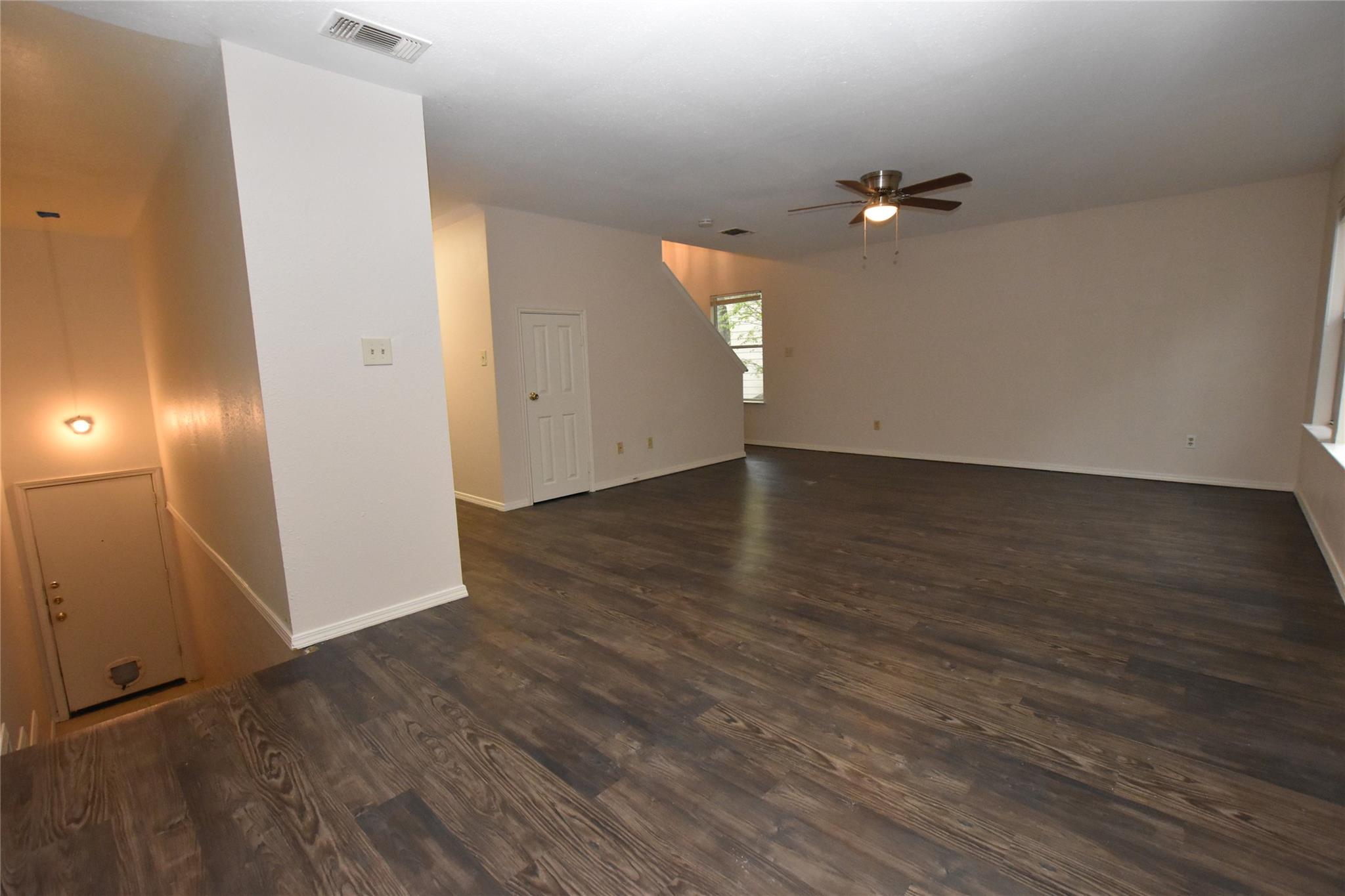 921 Sagewood Trl, San Marcos, TX 78666