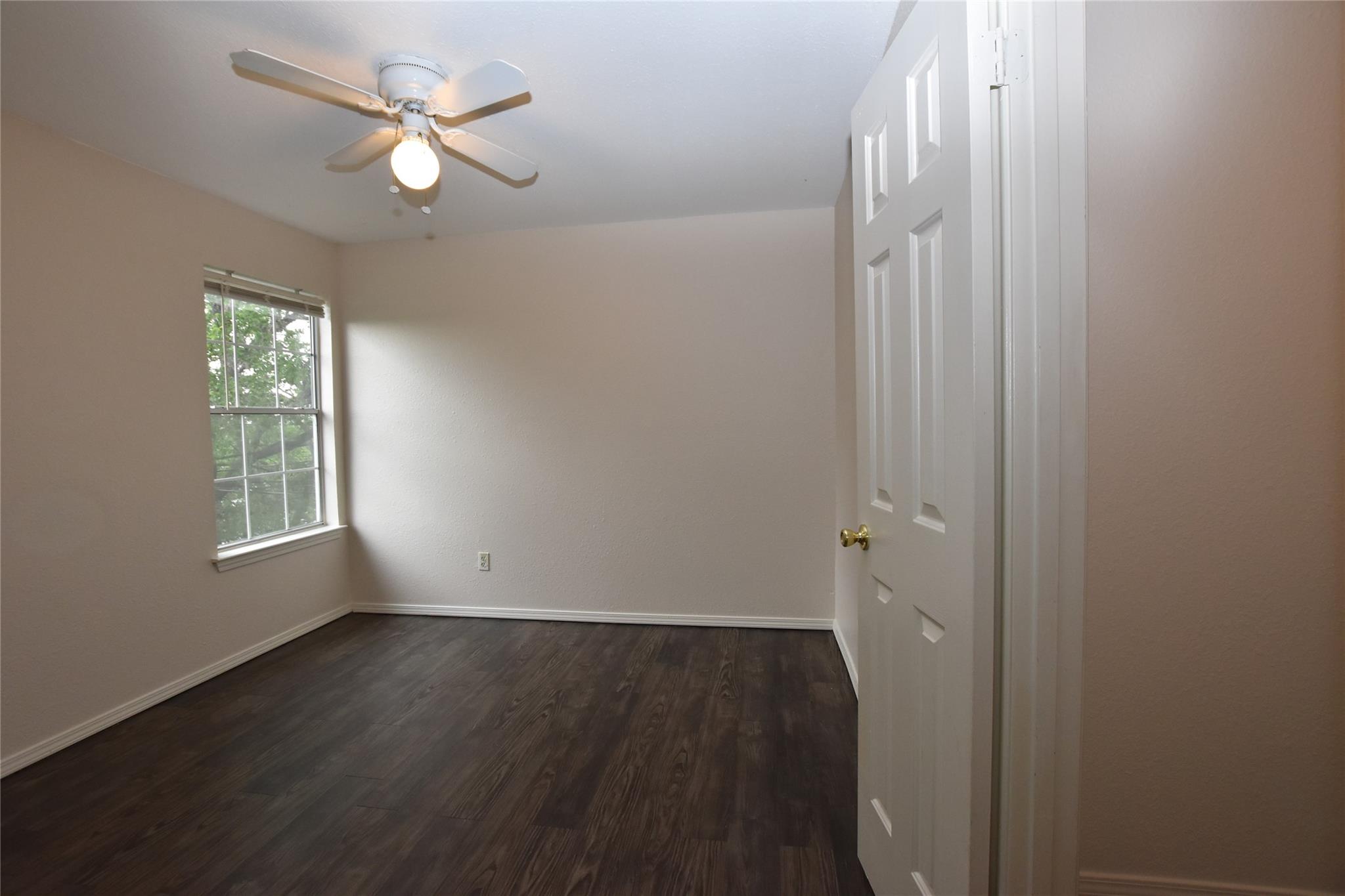 921 Sagewood Trl, San Marcos, TX 78666