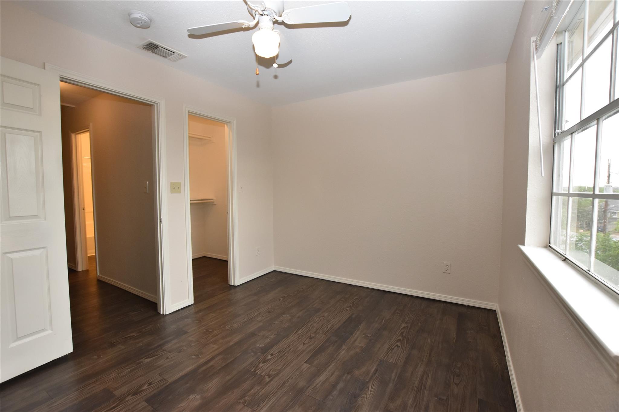 921 Sagewood Trl, San Marcos, TX 78666