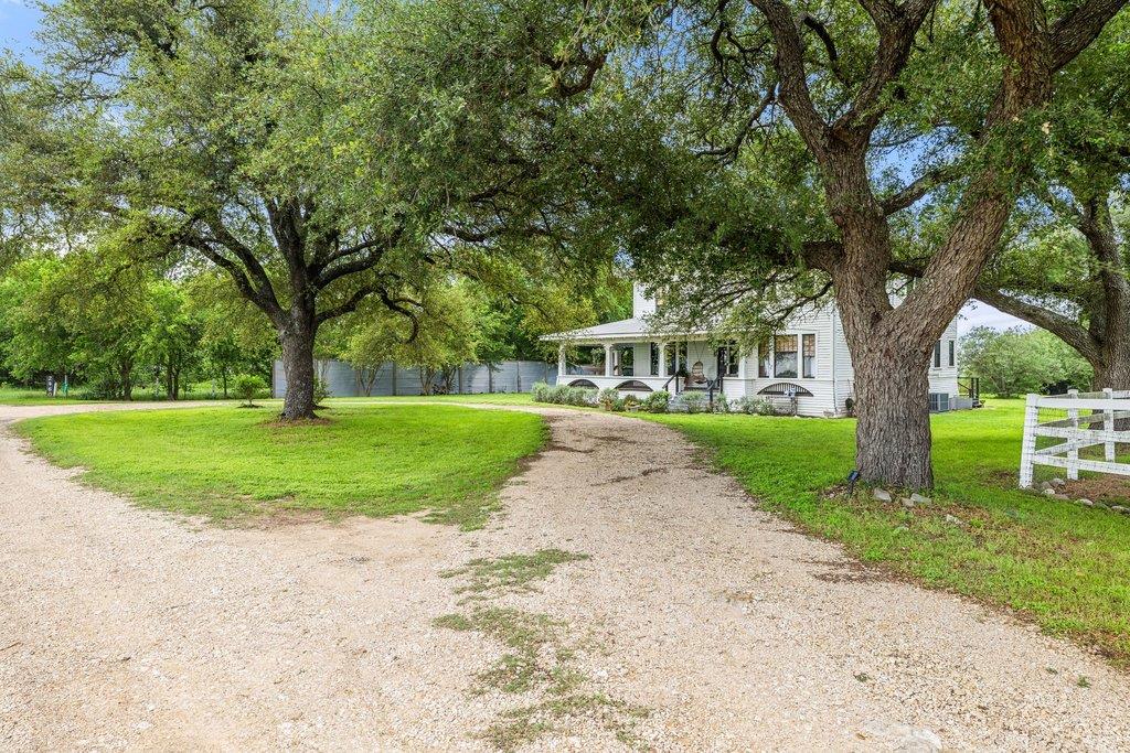 2456 Fm 112, Taylor, TX 76574